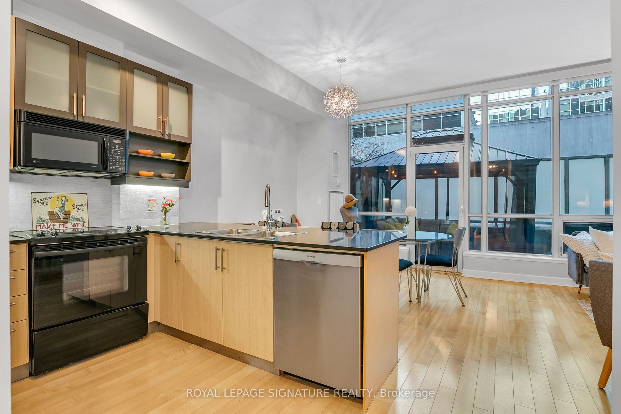 Listing 100373 Image
