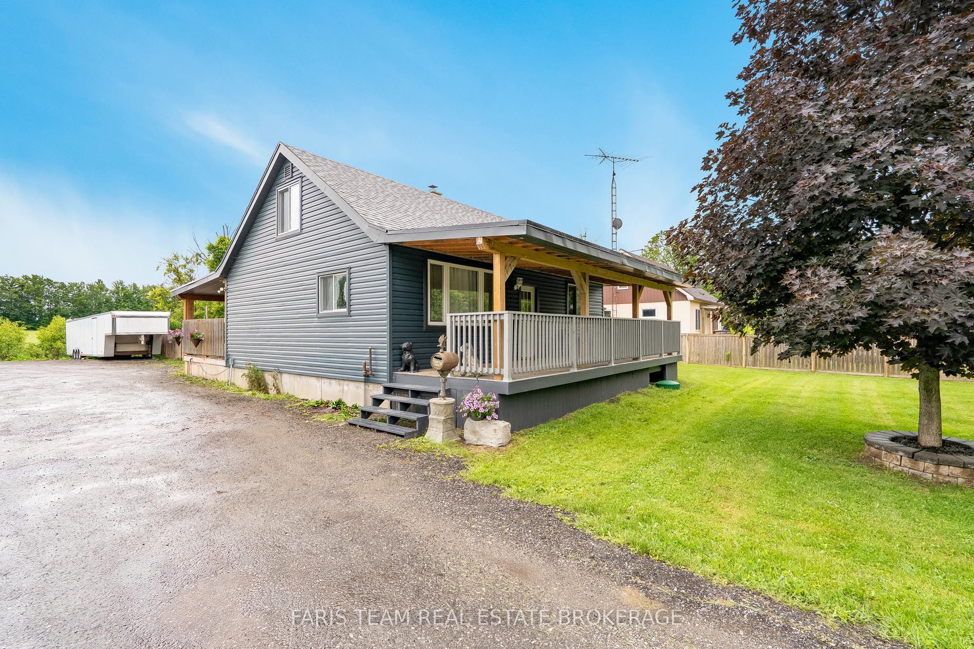 Listing 128057 Image