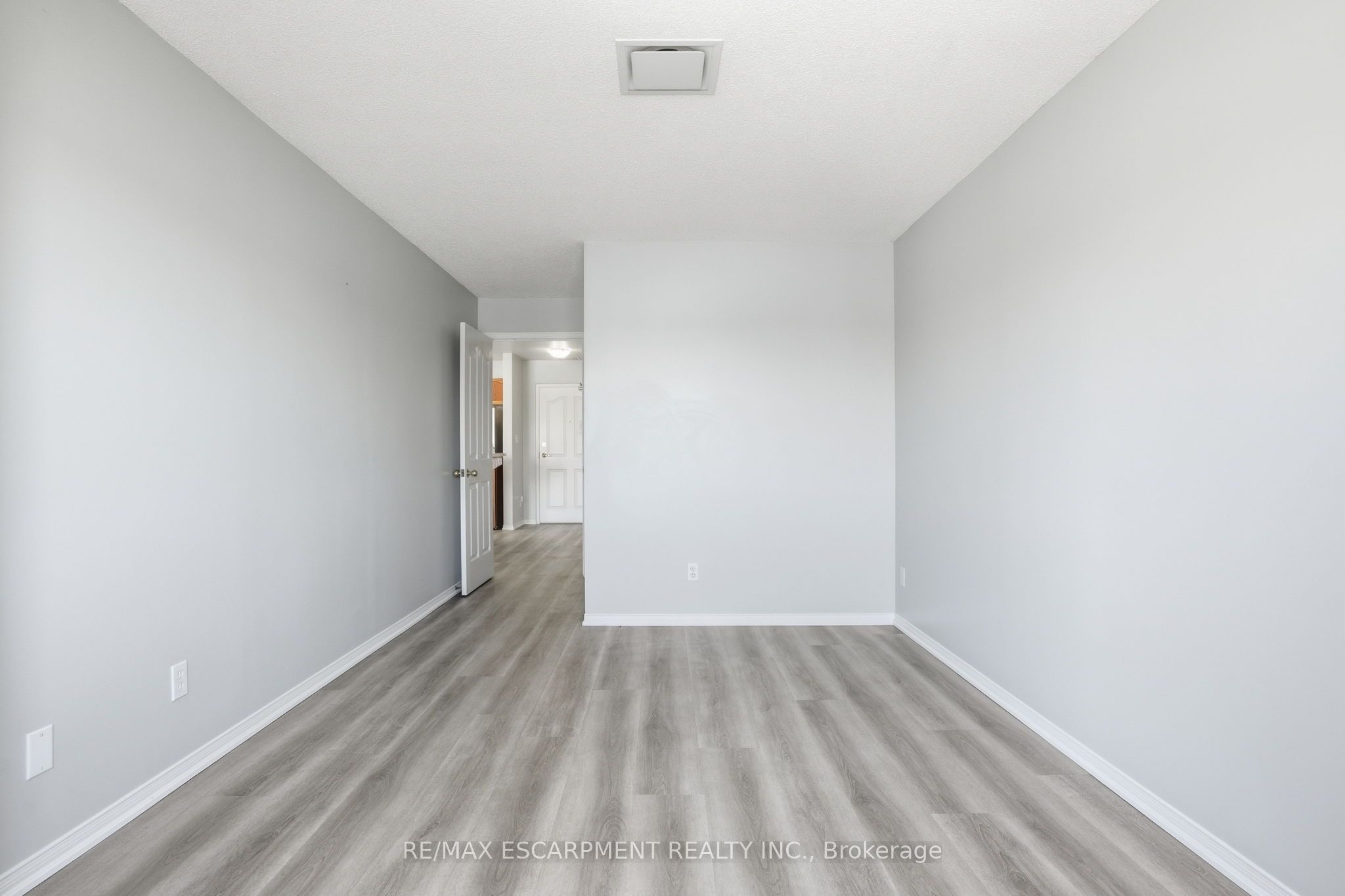 Listing 105699 Image