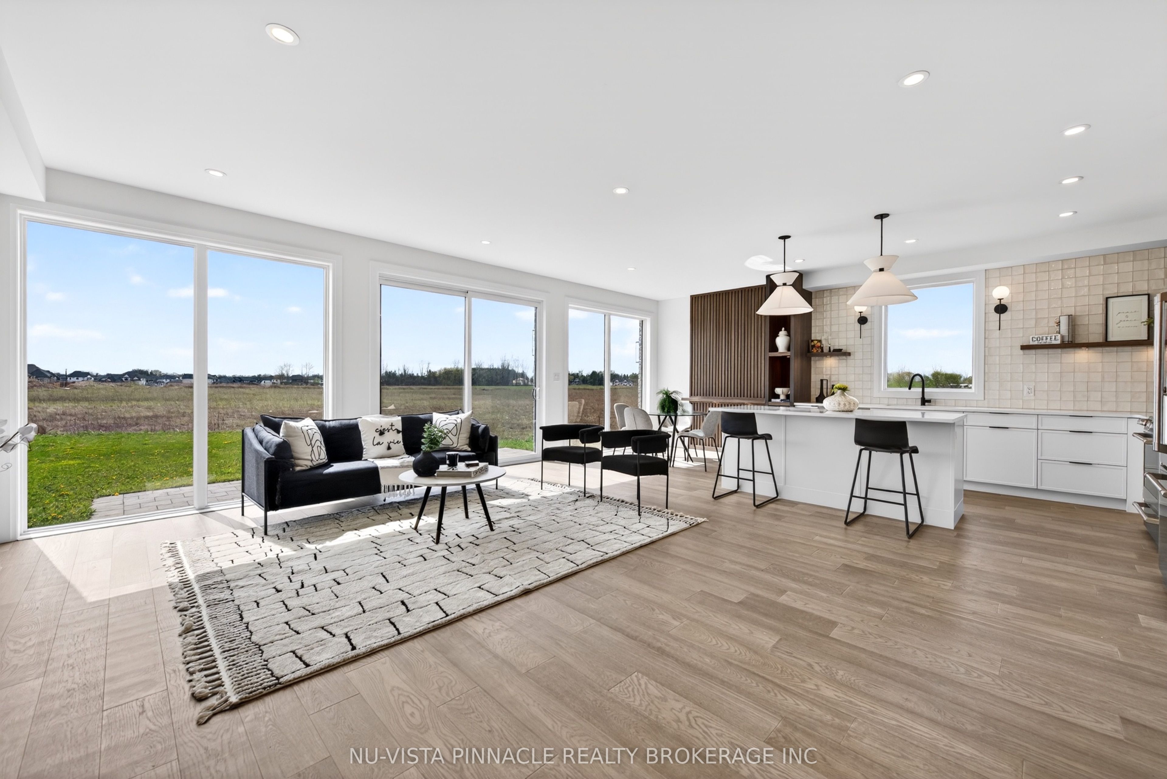 Listing 104921 Image