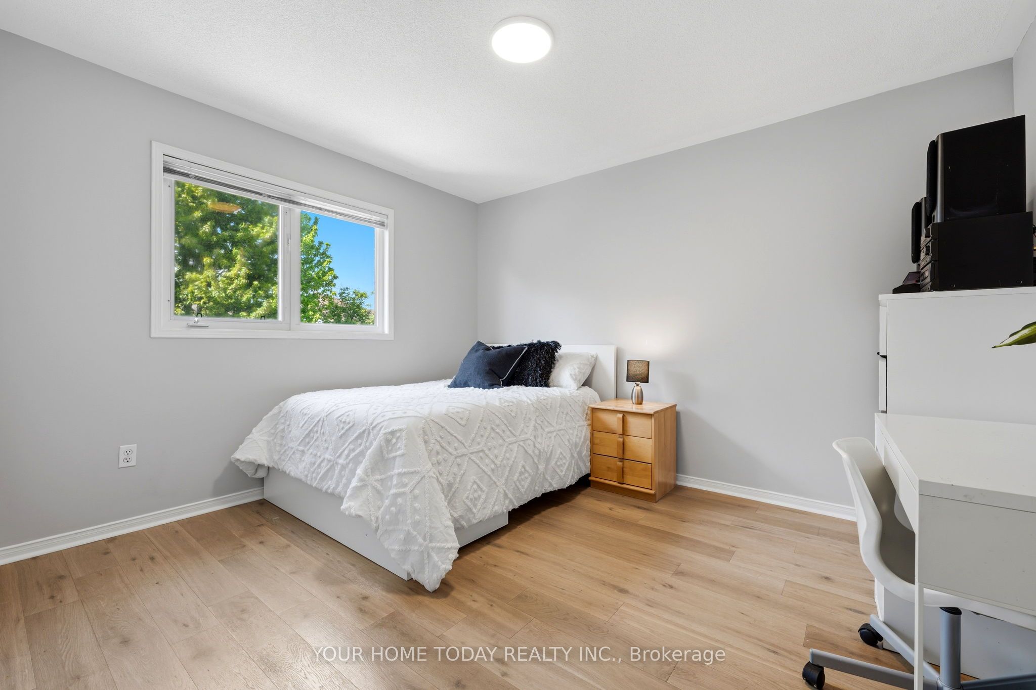 Listing 104663 Image