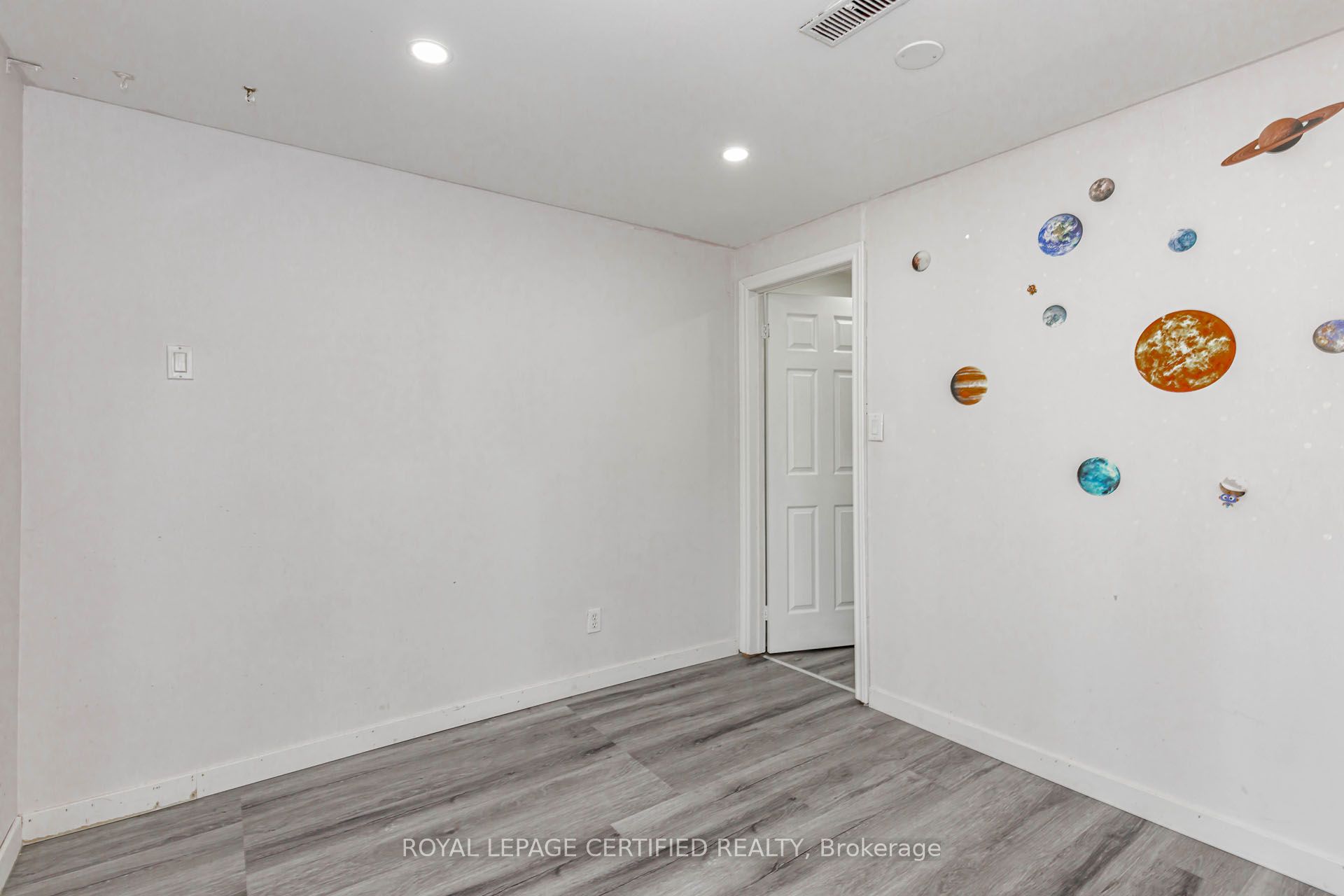 Listing 107077 Image