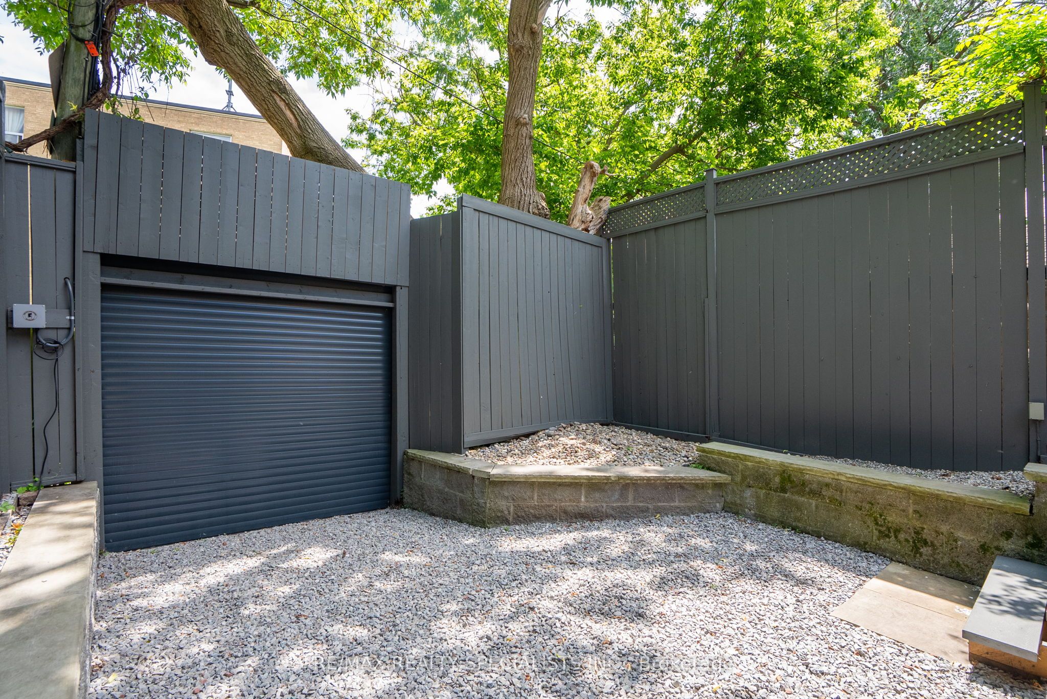 Listing 122110 Image
