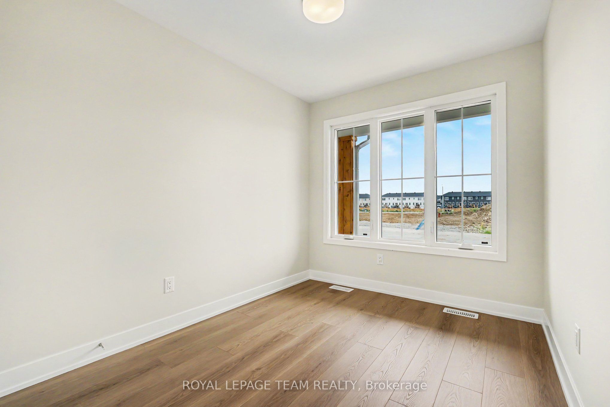 Listing 111875 Image