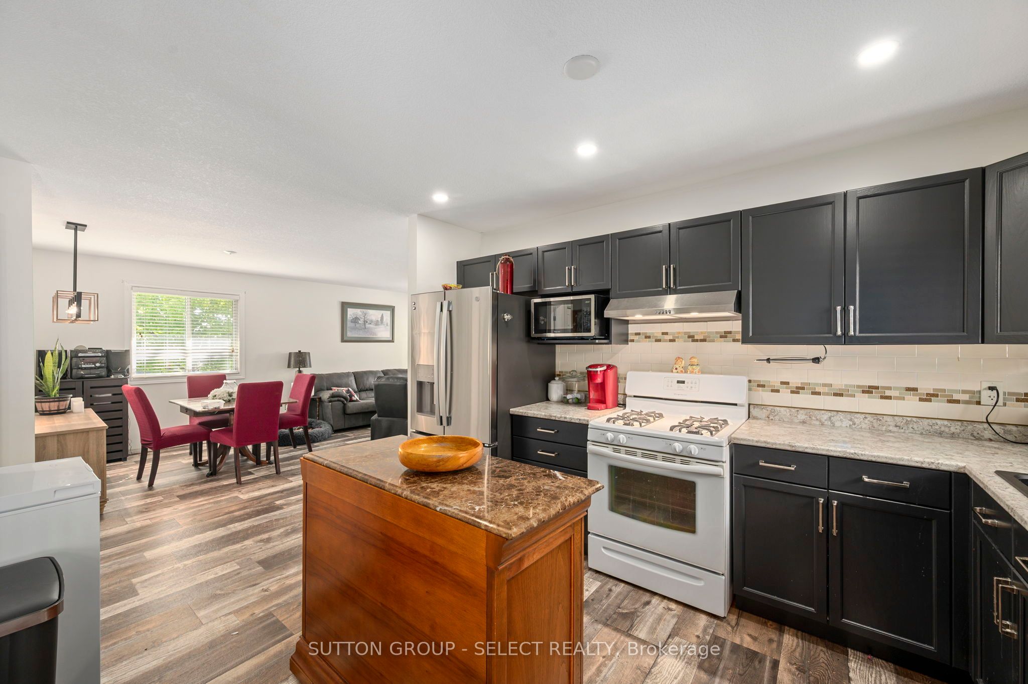 Listing 116349 Image