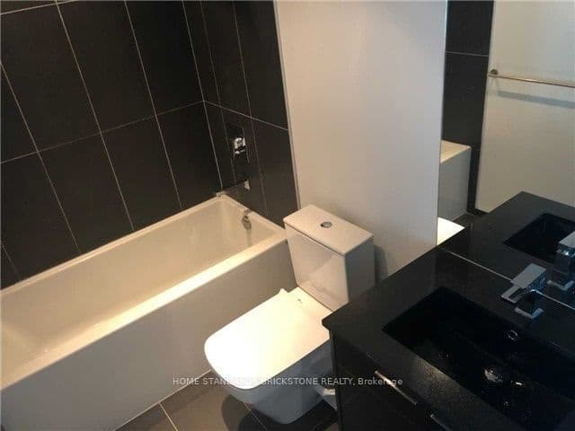 Listing 121504 Image