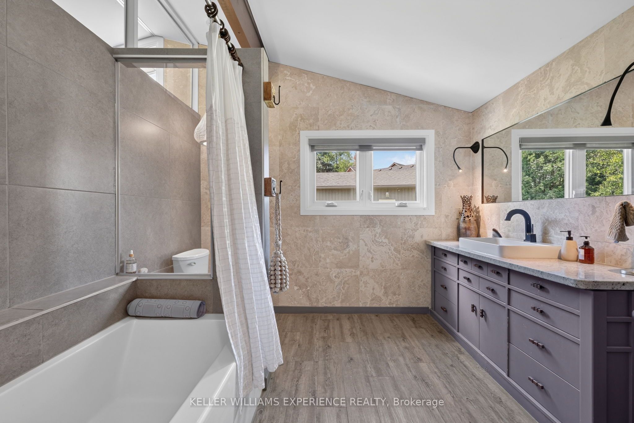 Listing 241759 Image