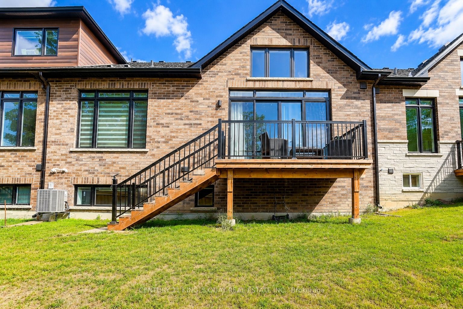 Listing 115112 Image