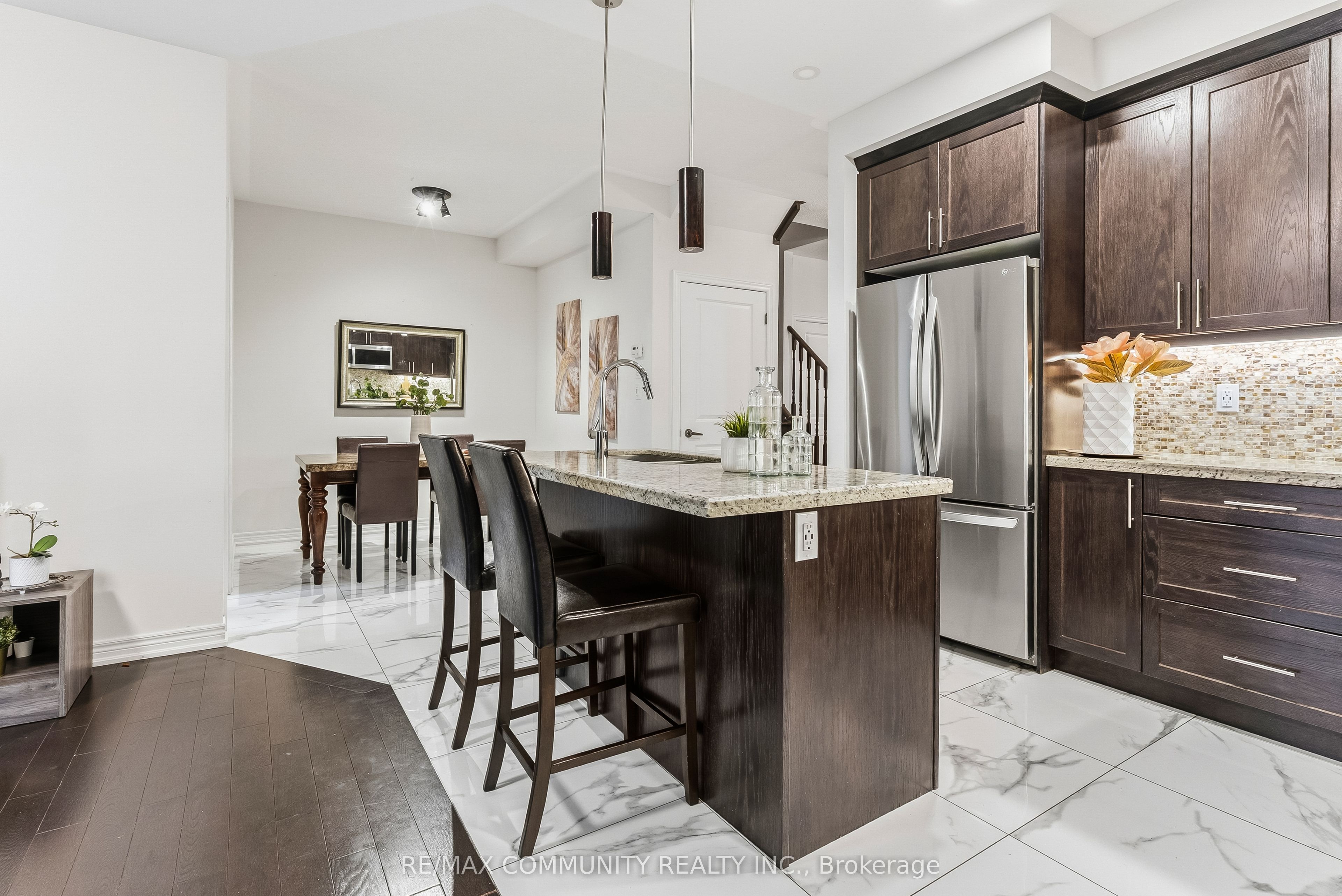 Listing 117018 Image