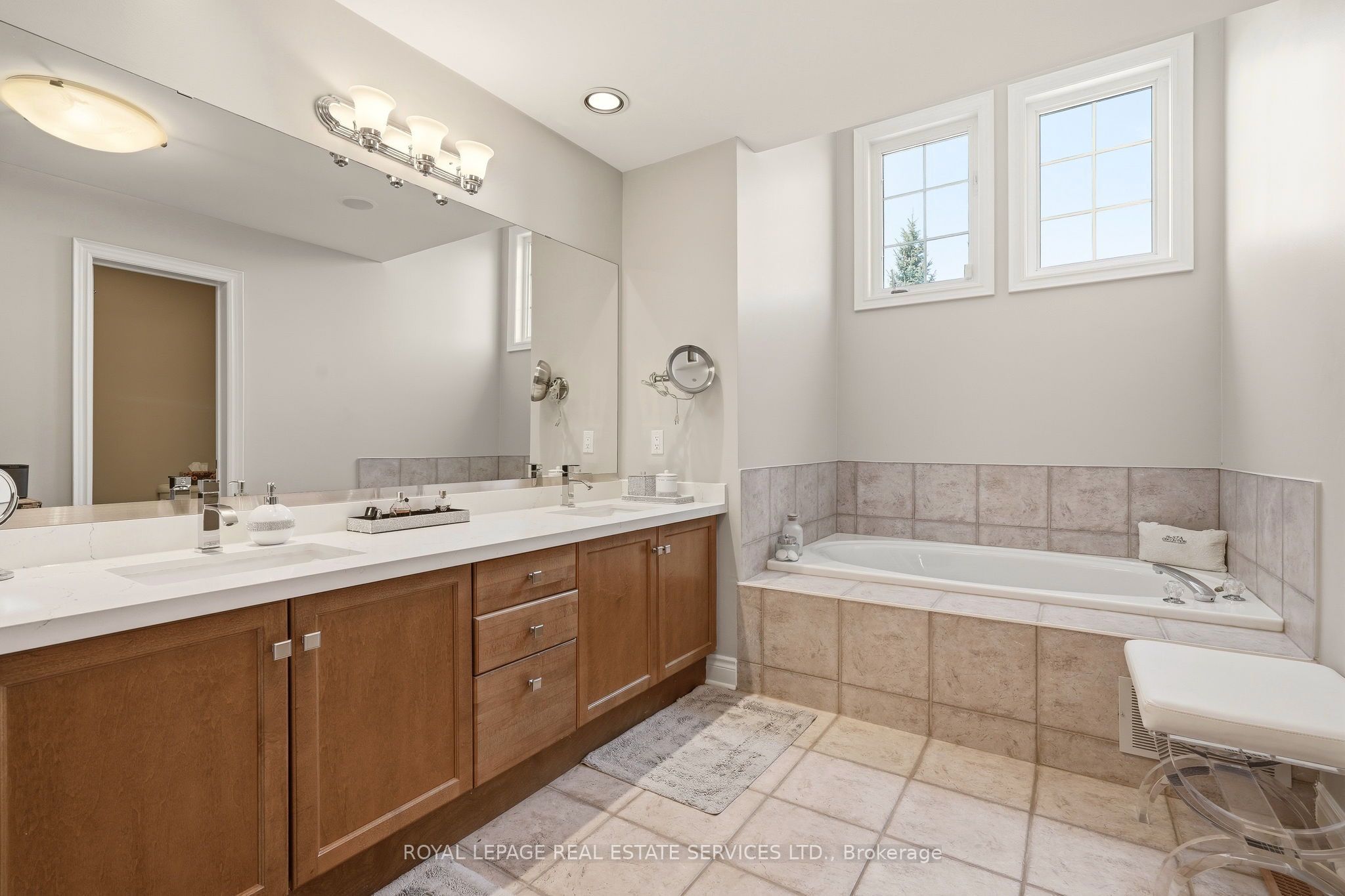 Listing 119894 Image