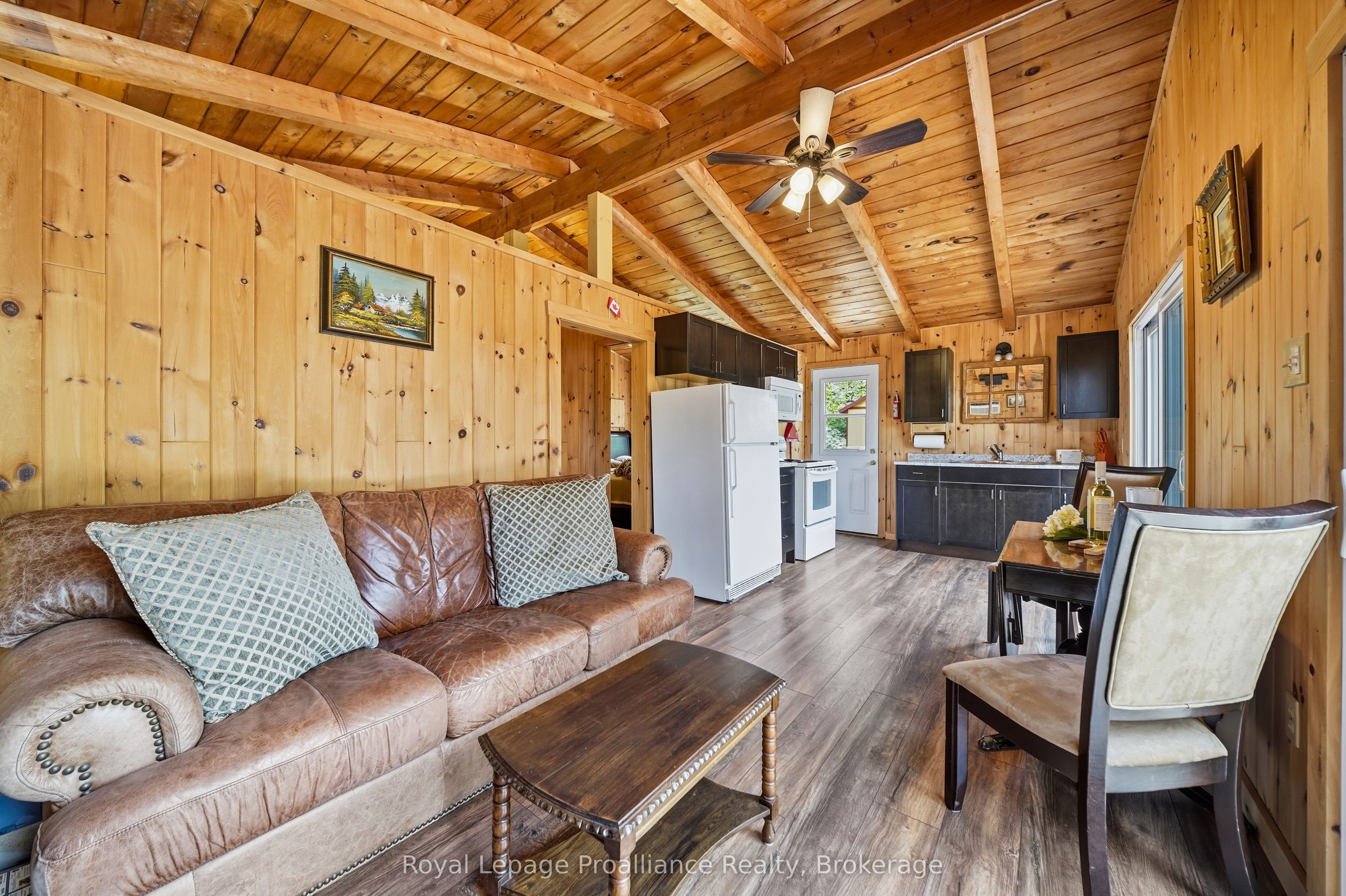 Listing 129131 Image