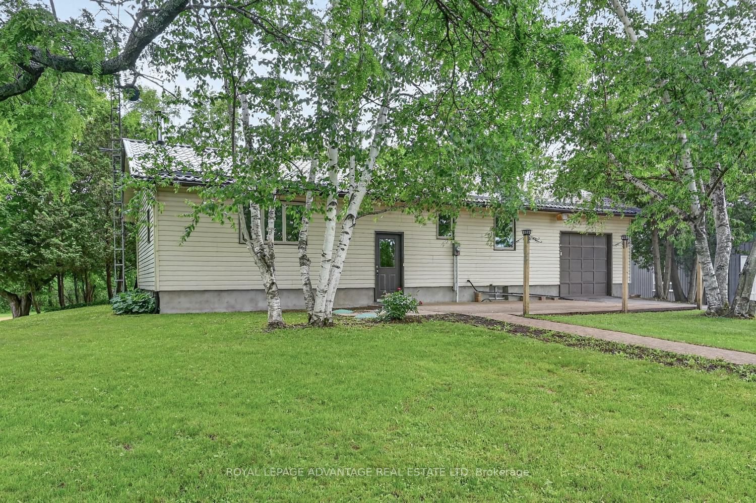 Listing 131201 Image