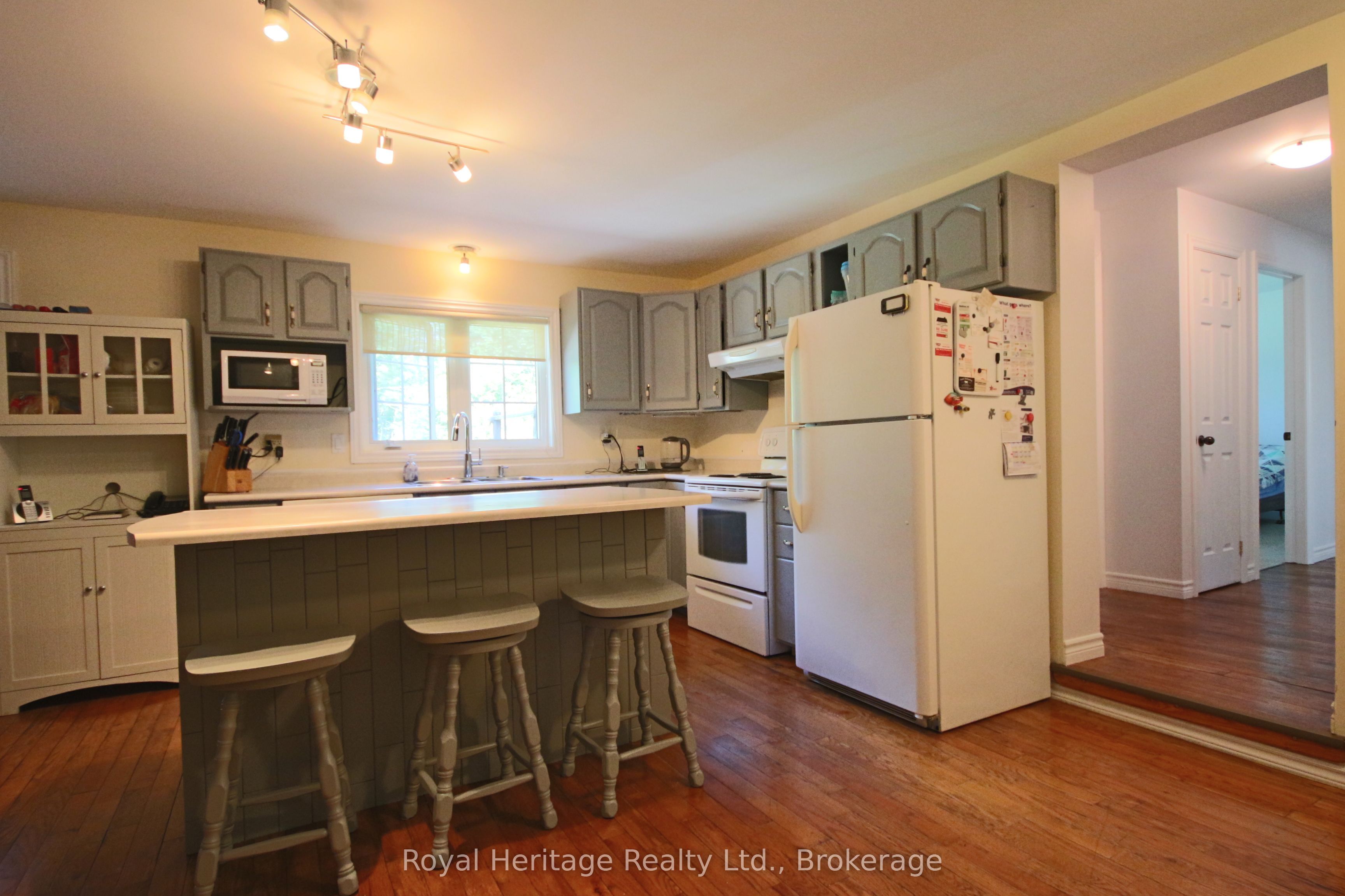 Listing 129748 Image