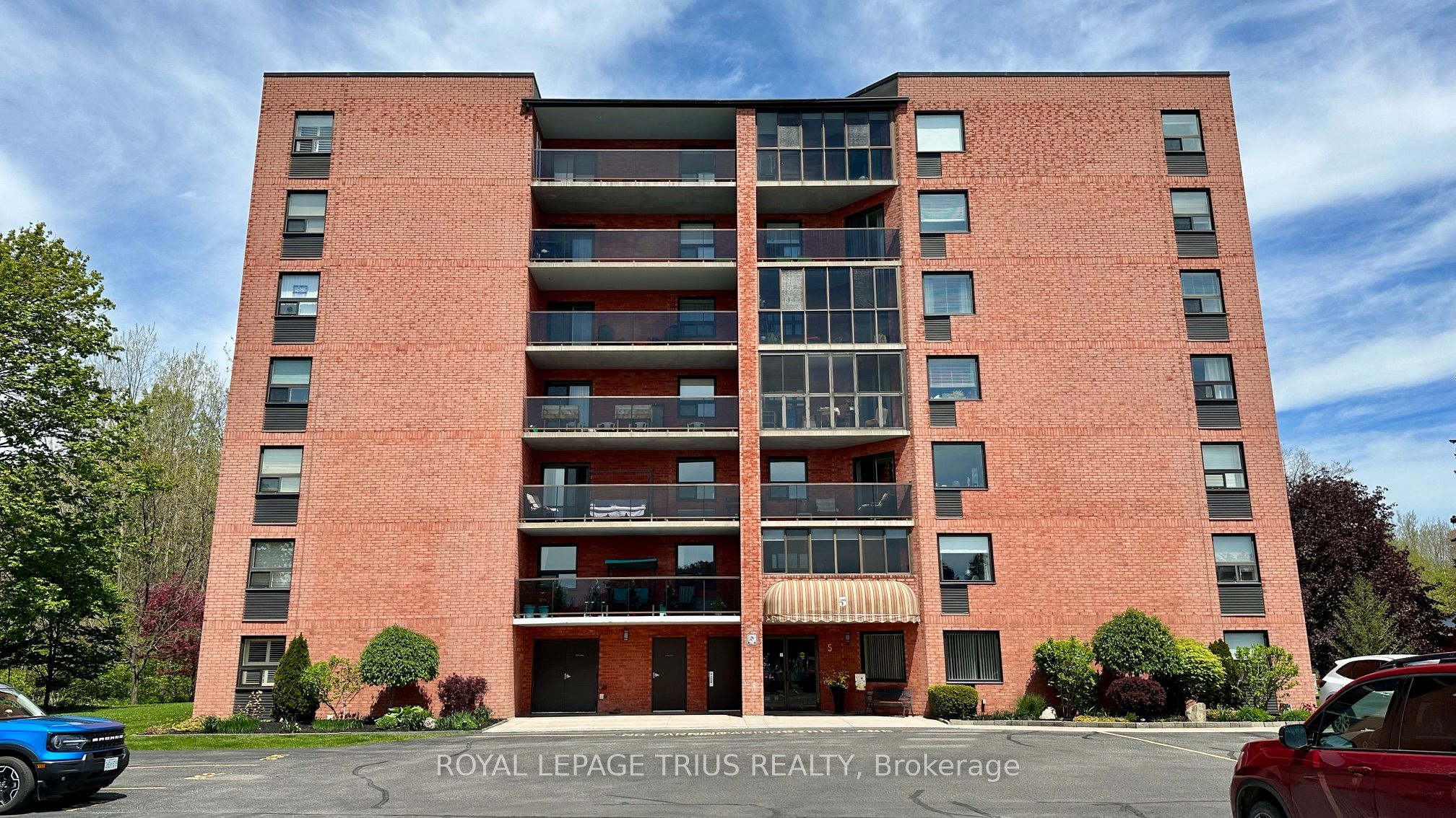 Listing 128852 Image