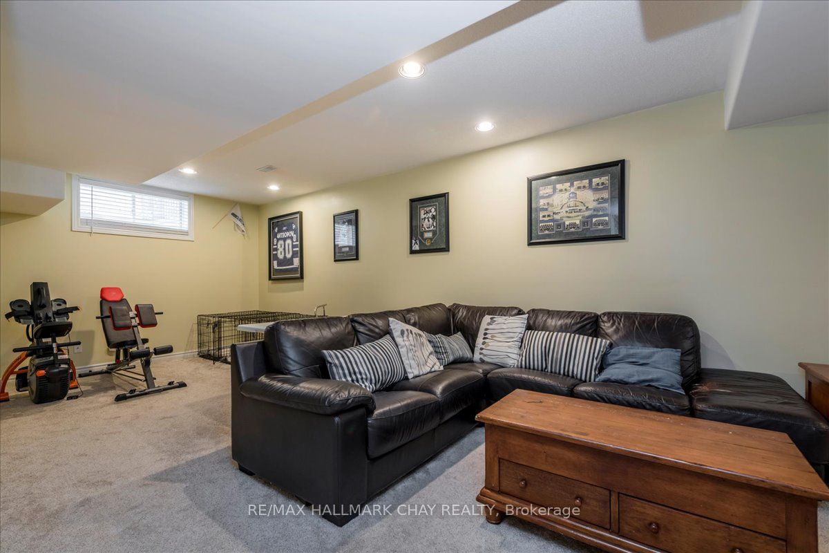 Listing 134009 Image