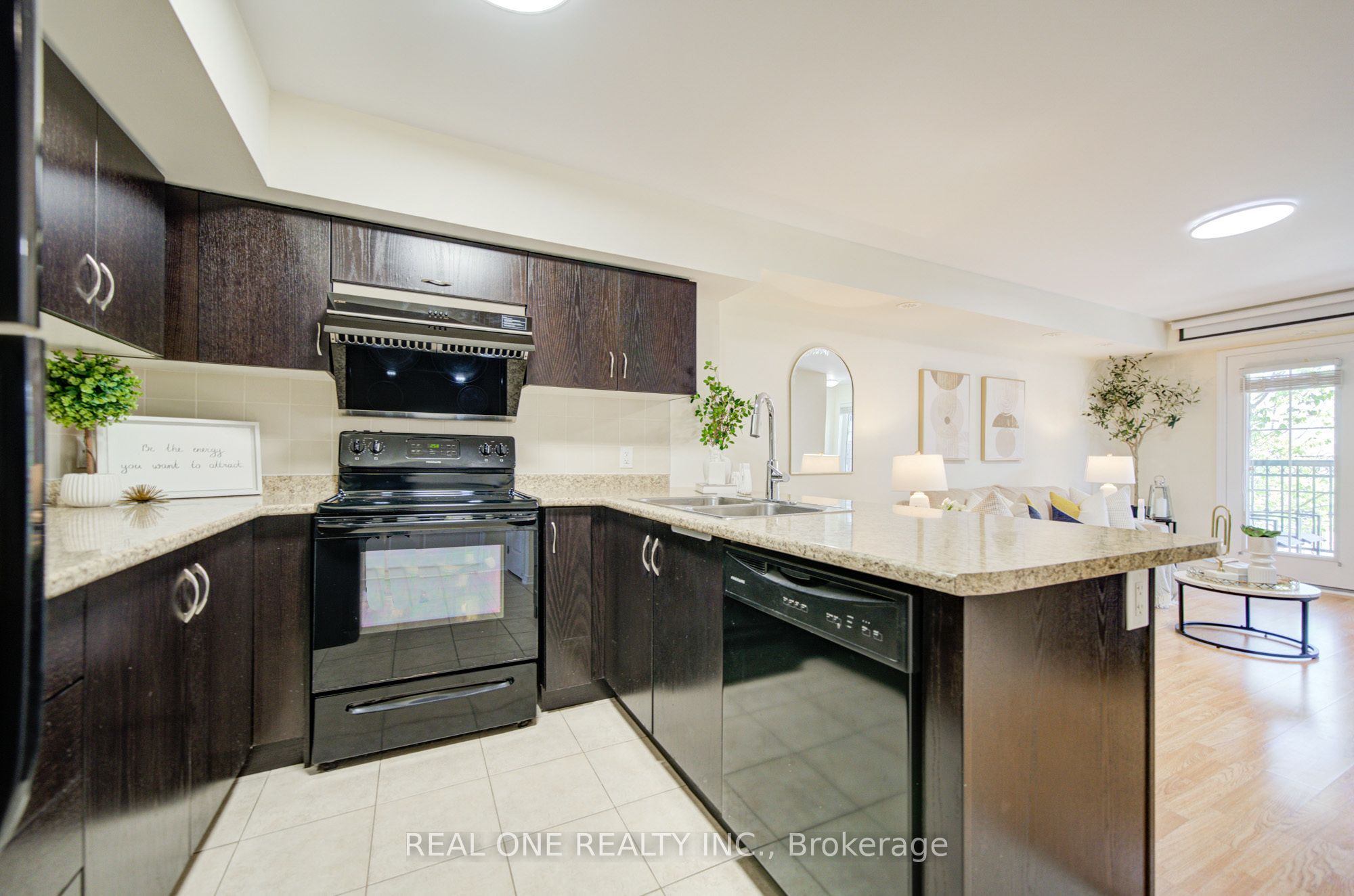 Listing 136948 Image