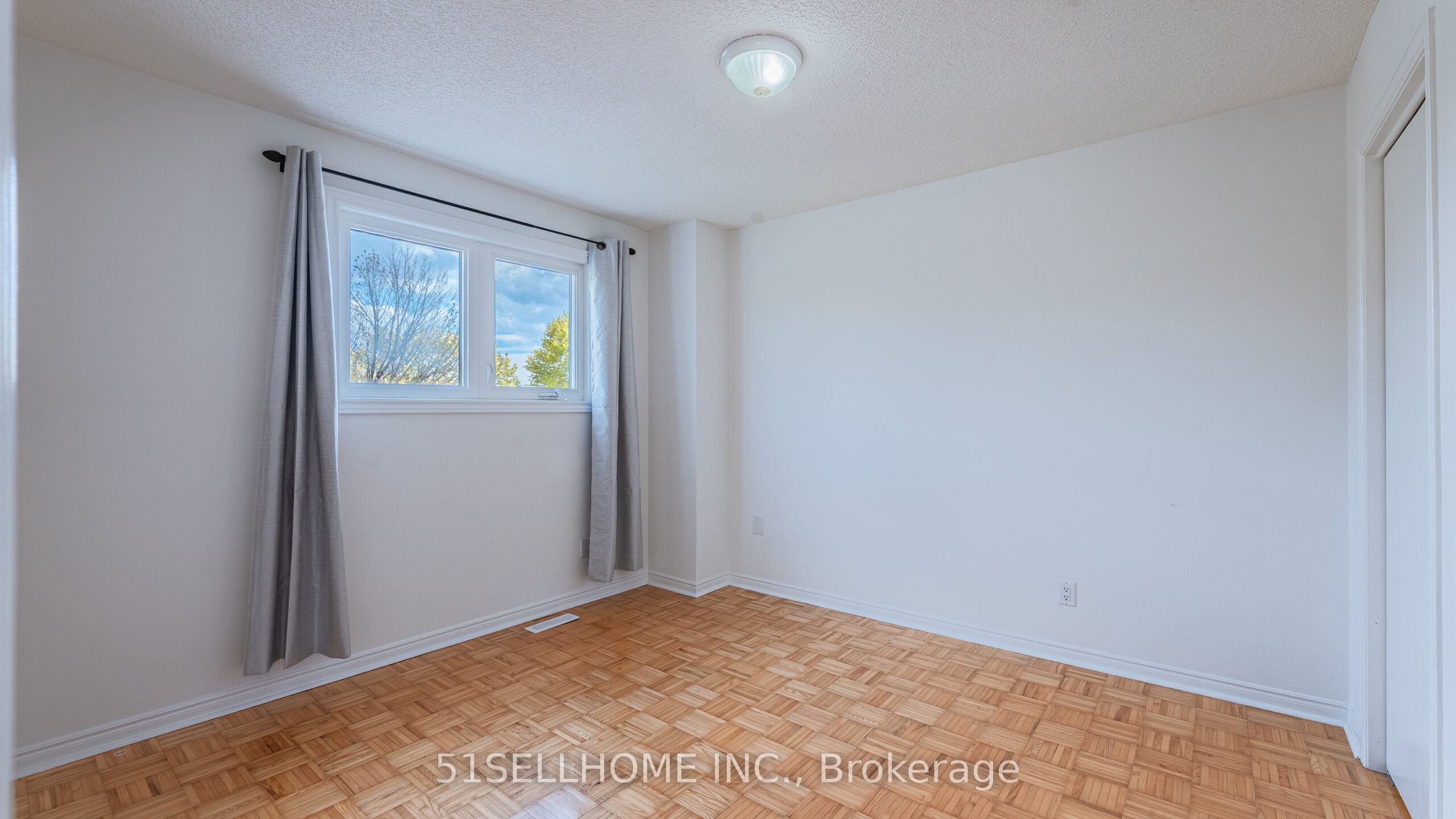 Listing 156006 Image