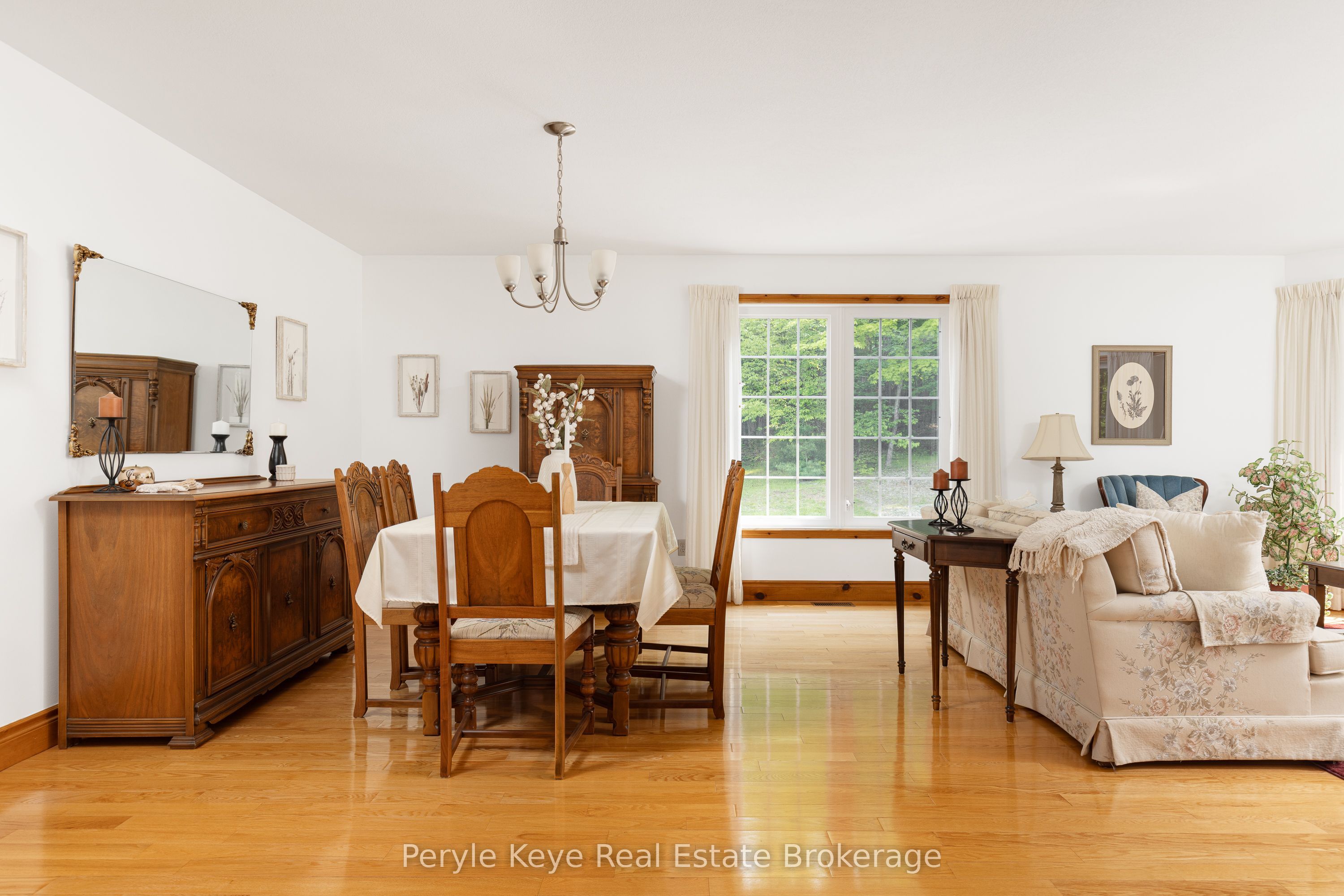 Listing 144329 Image