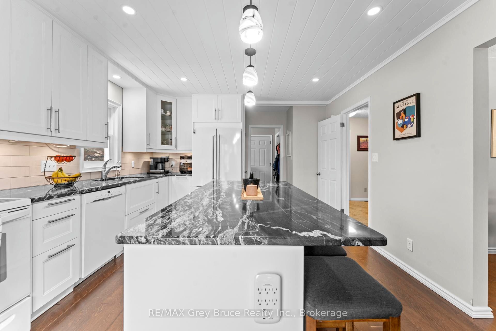 Listing 145368 Image