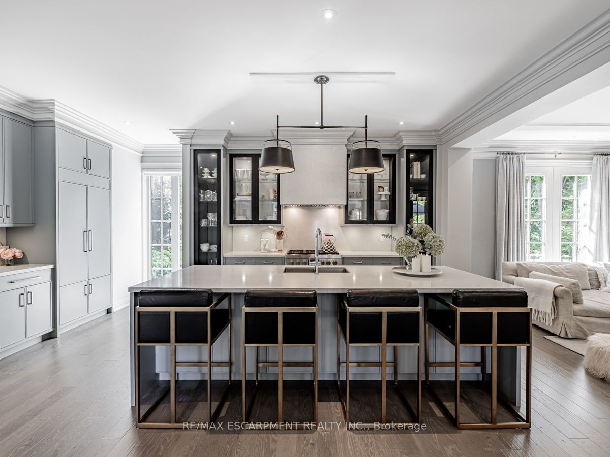 Listing 170001 Image
