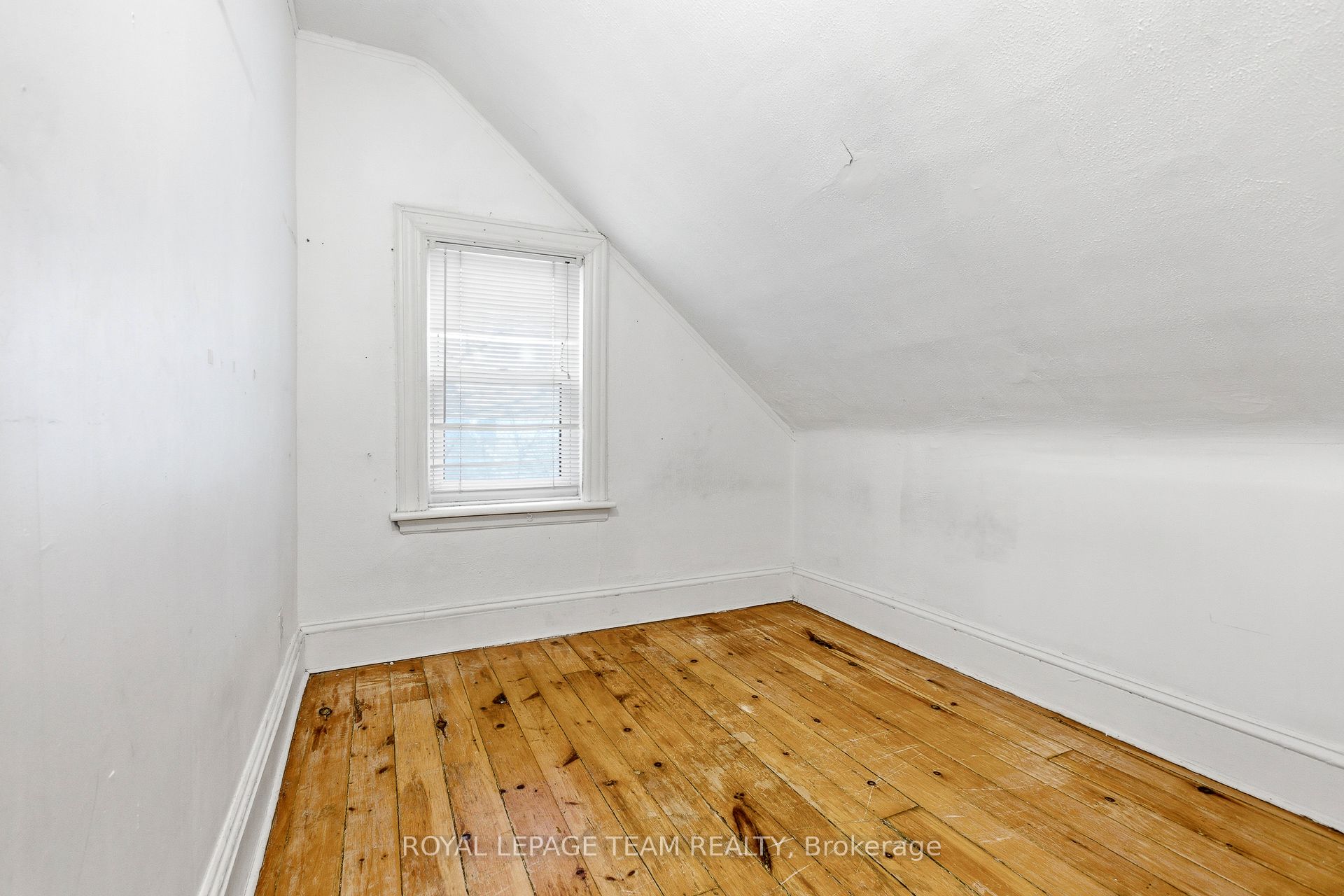 Listing 156104 Image