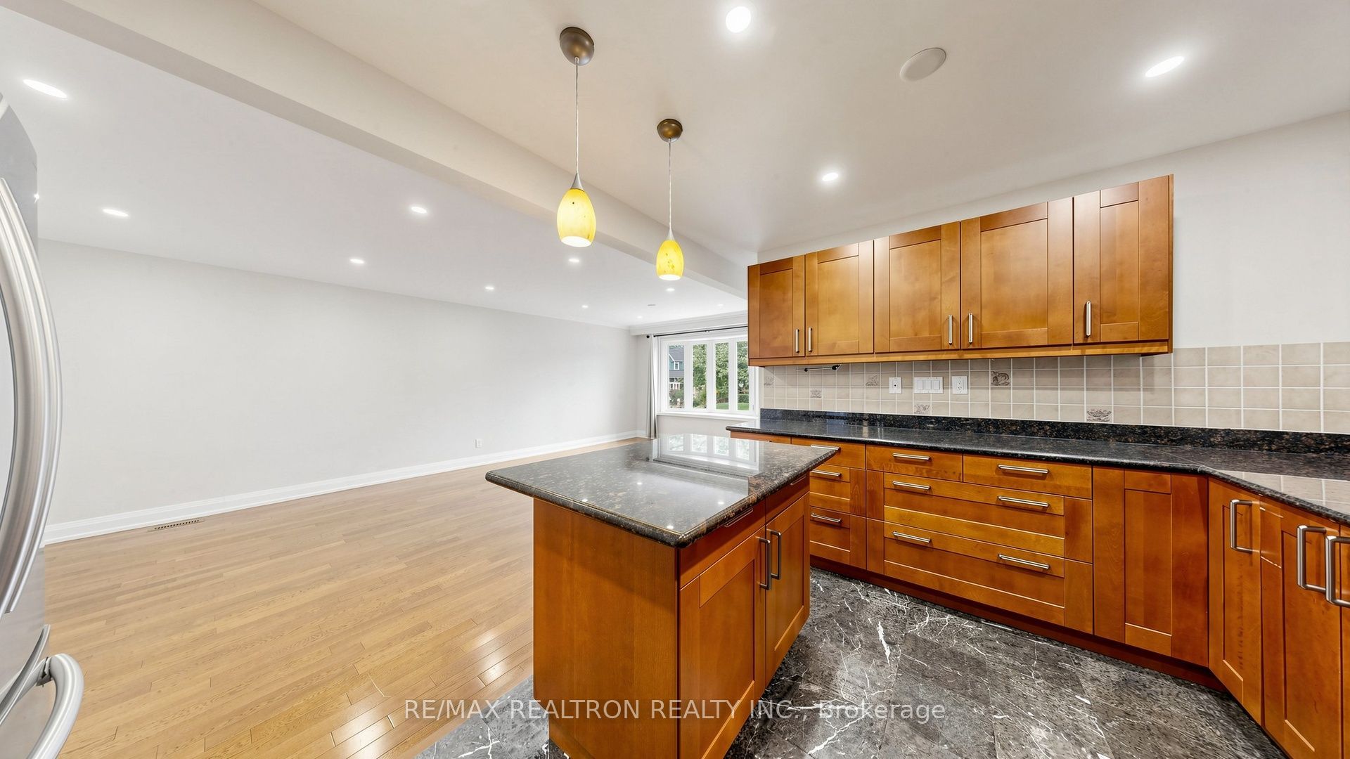 Listing 178733 Image