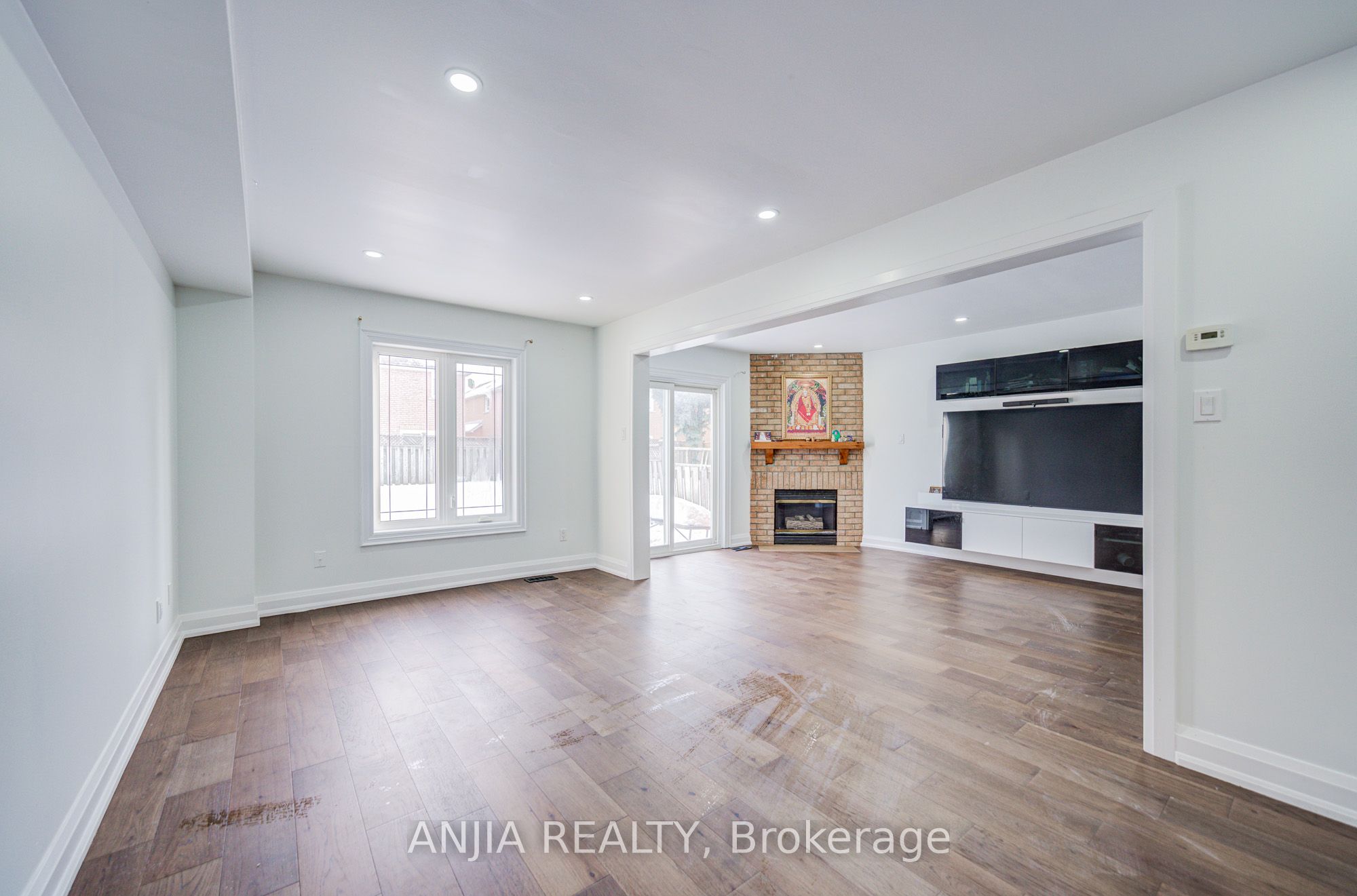 Listing 236927 Image