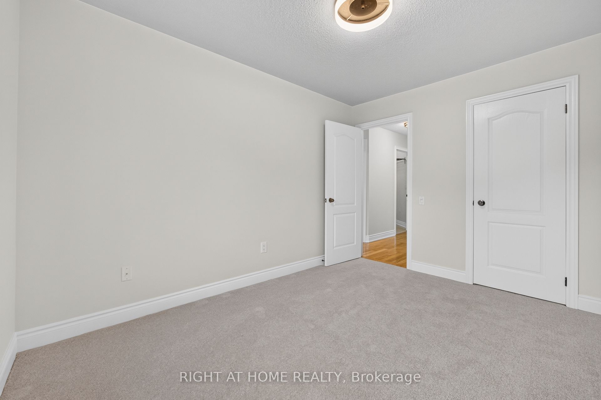 Listing 193054 Image
