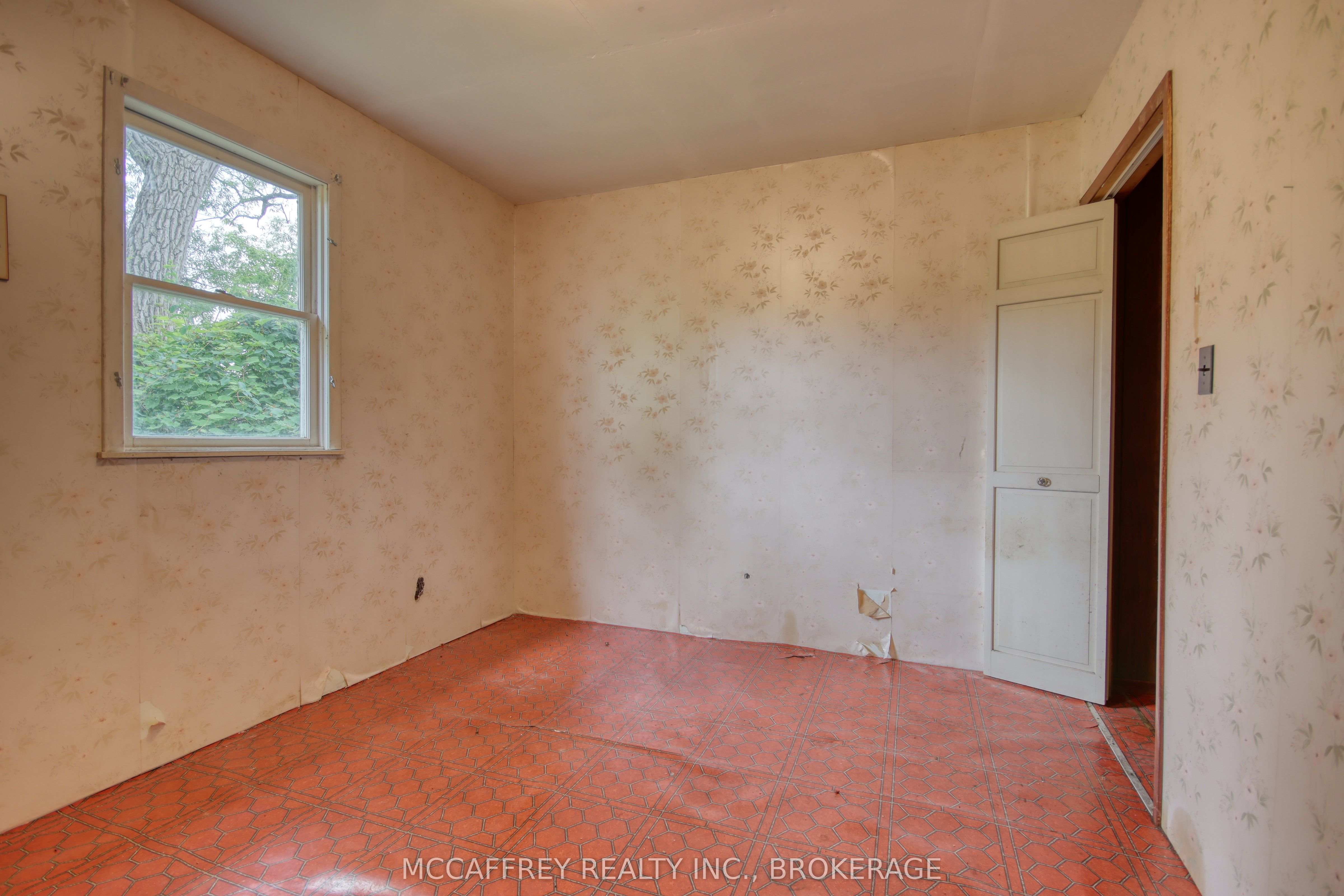 Listing 190704 Image