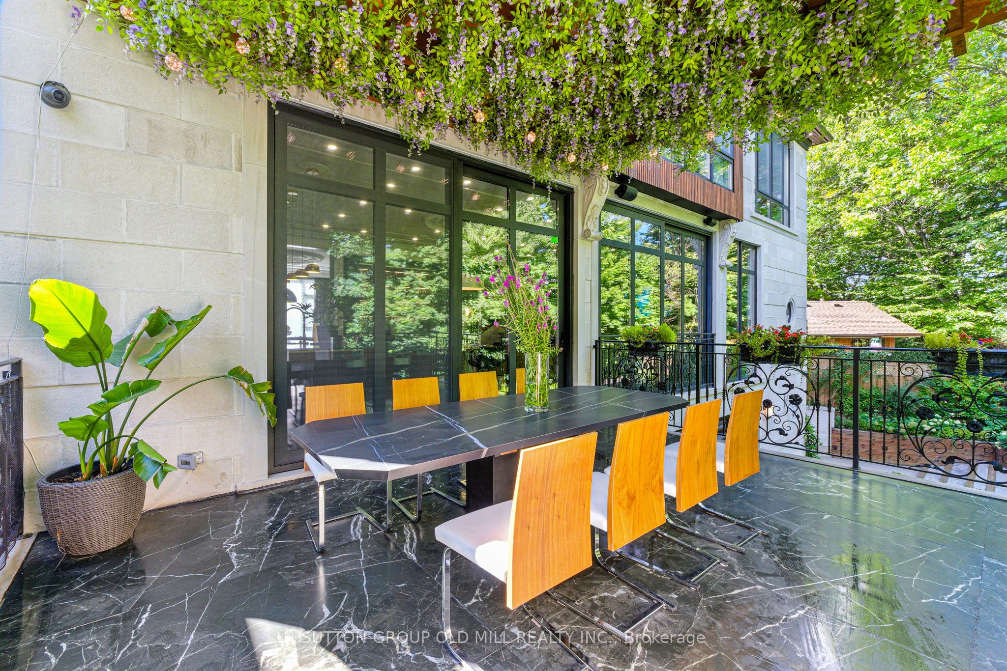 Listing 215709 Image