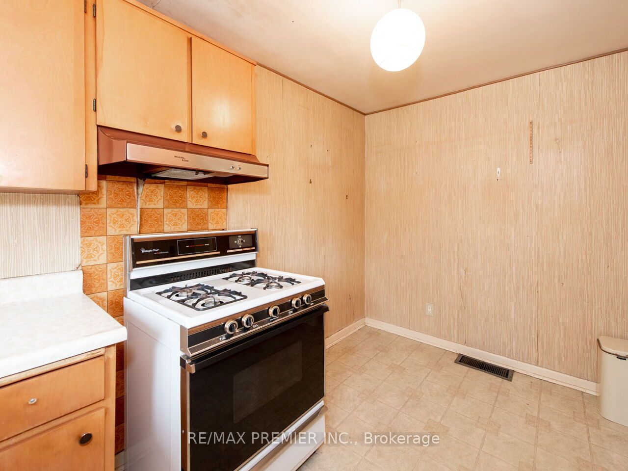 Listing 180509 Image