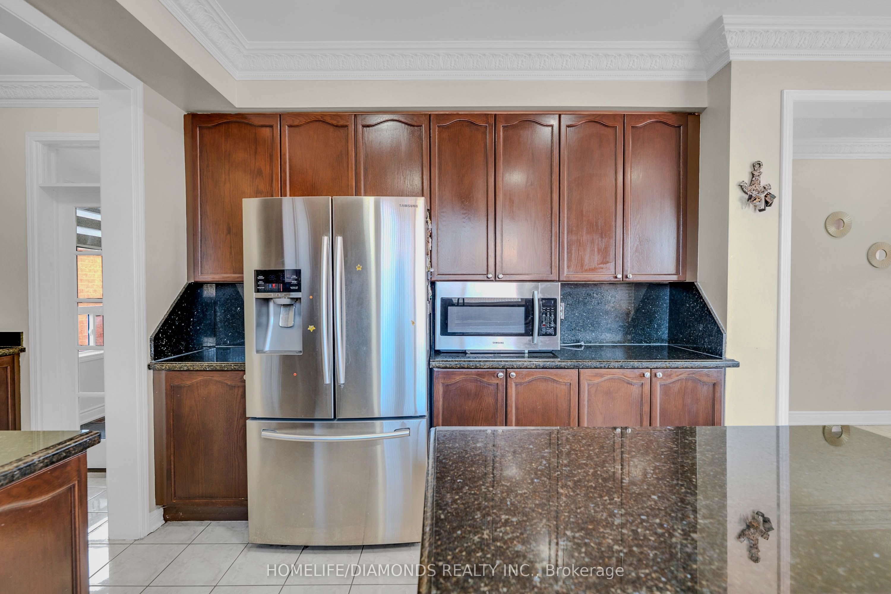 Listing 180004 Image