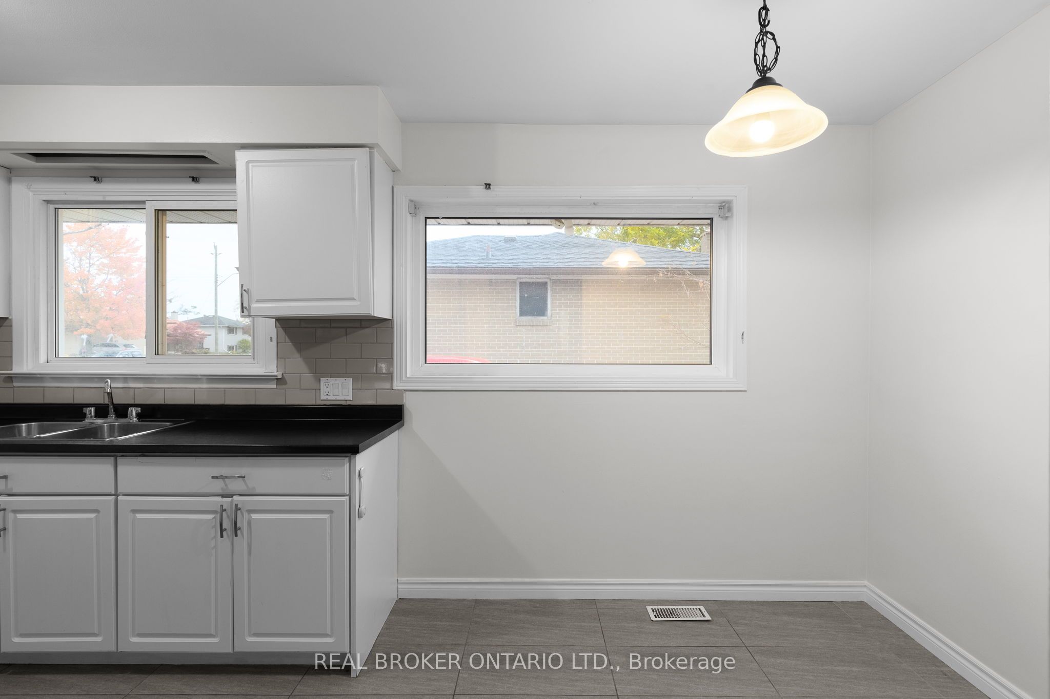 Listing 190077 Image