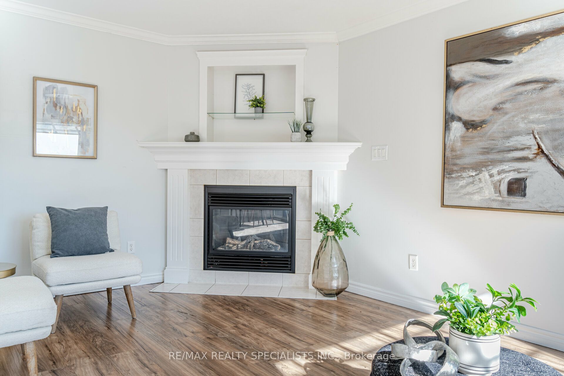 Listing 190215 Image