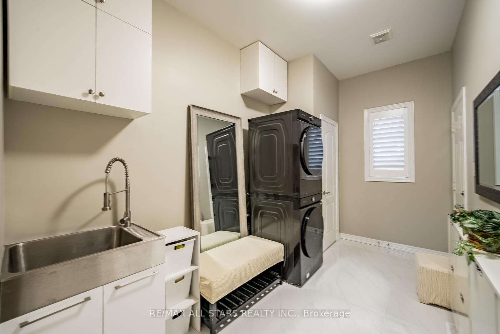 Listing 209647 Image
