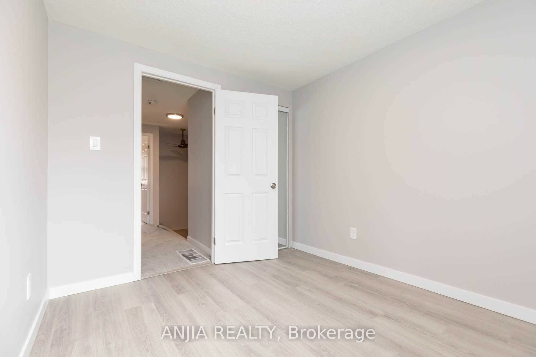 Listing 200377 Image
