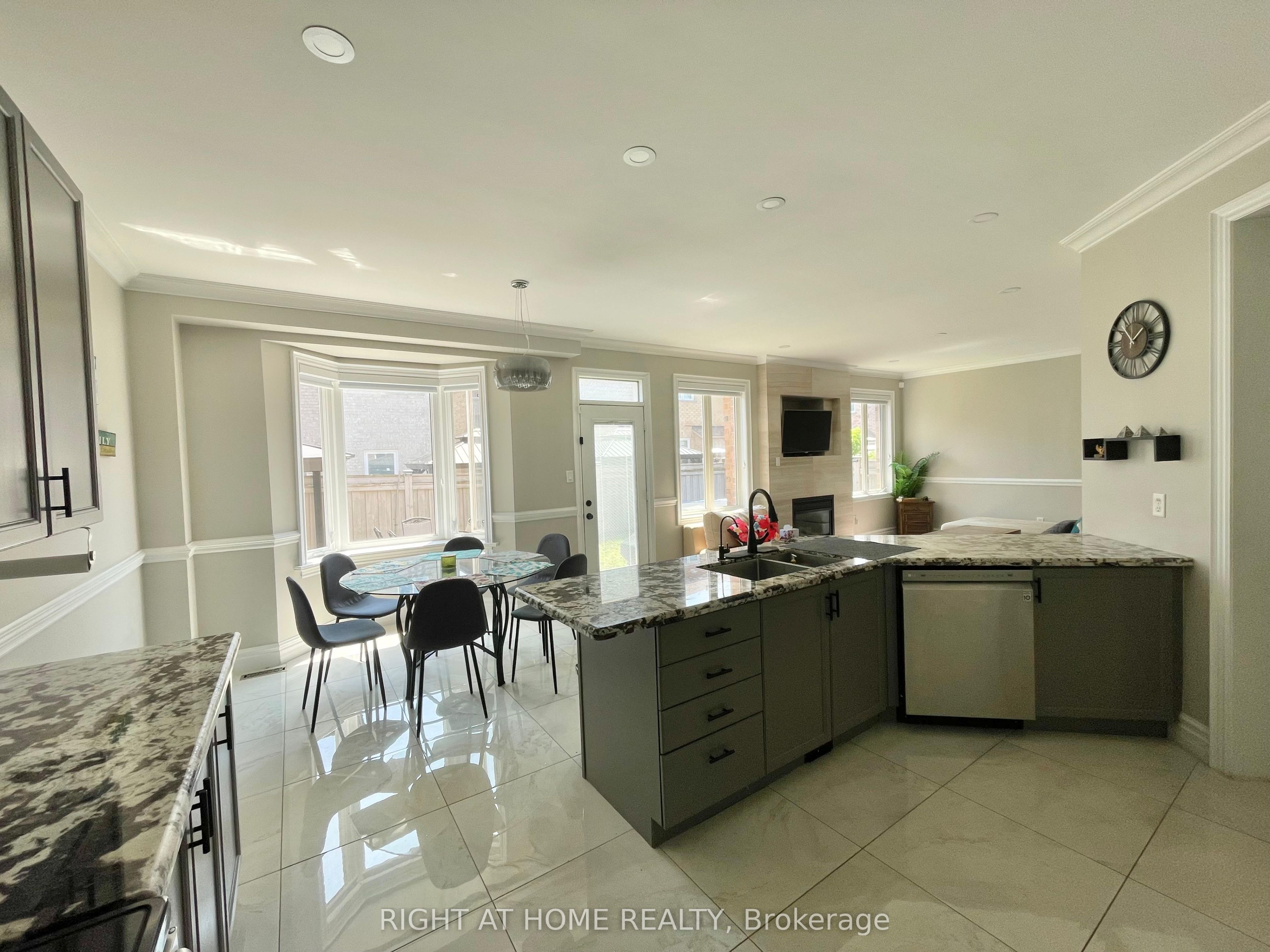 Listing 205105 Image