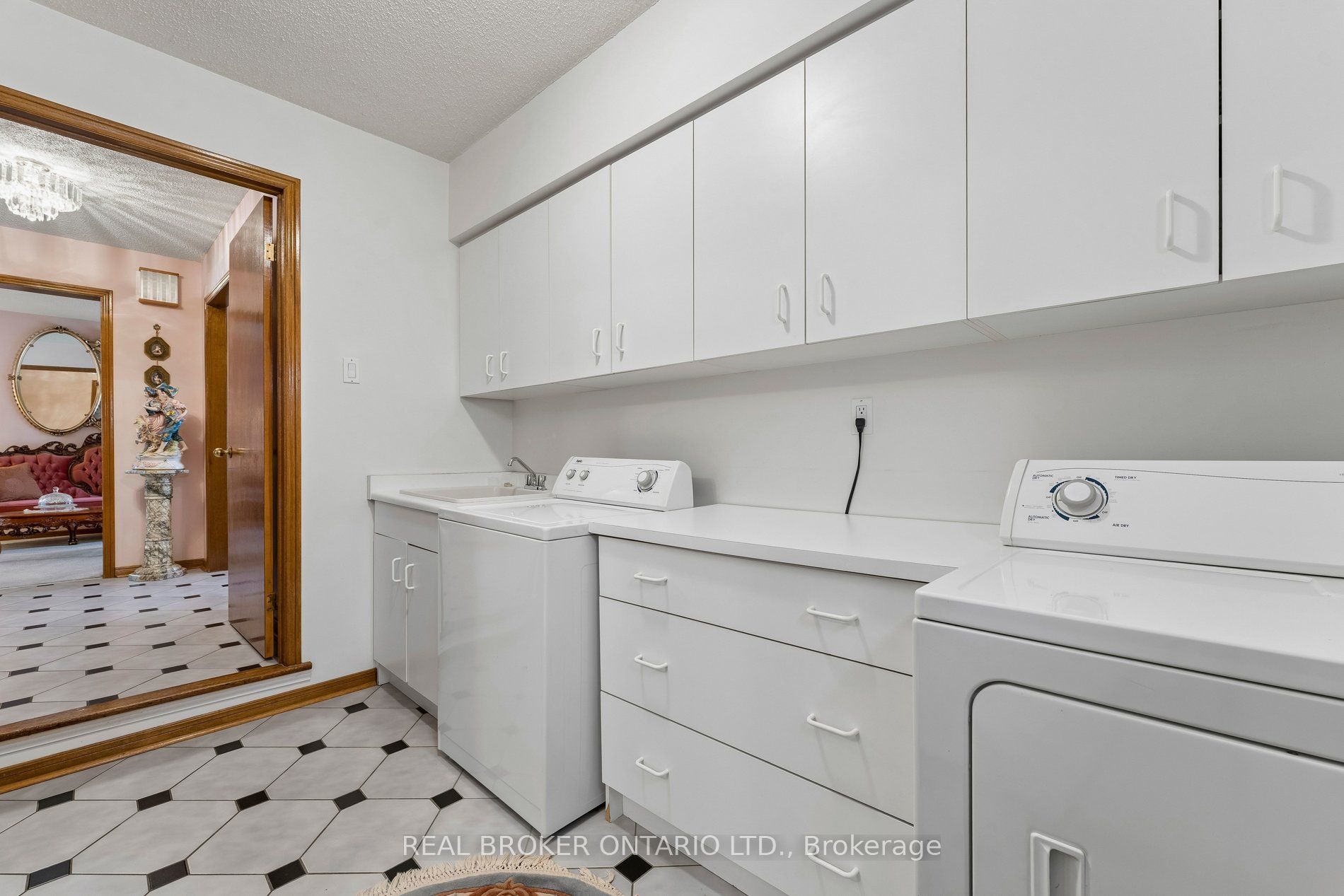 Listing 203326 Image