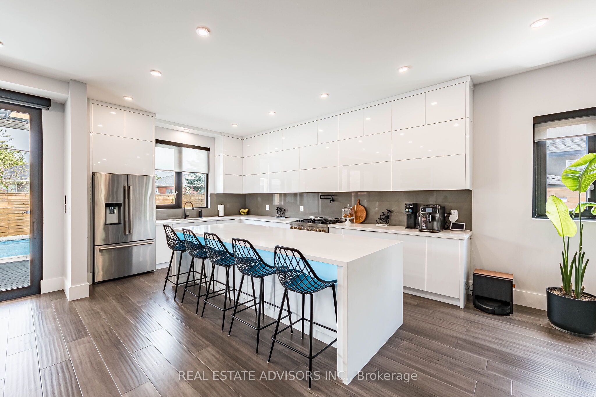 Listing 204147 Image