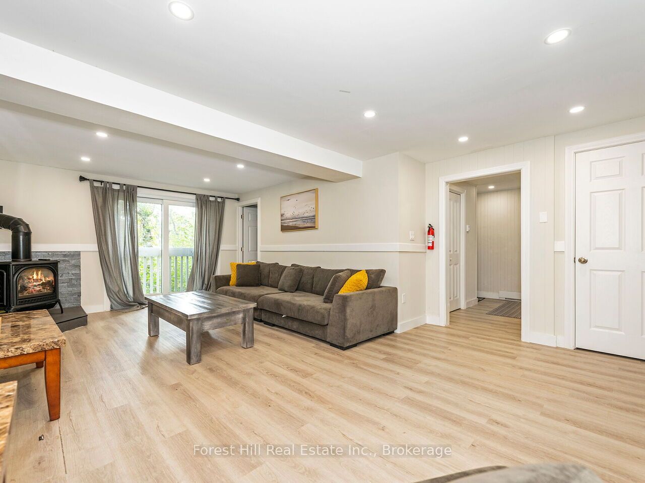 Listing 210528 Image