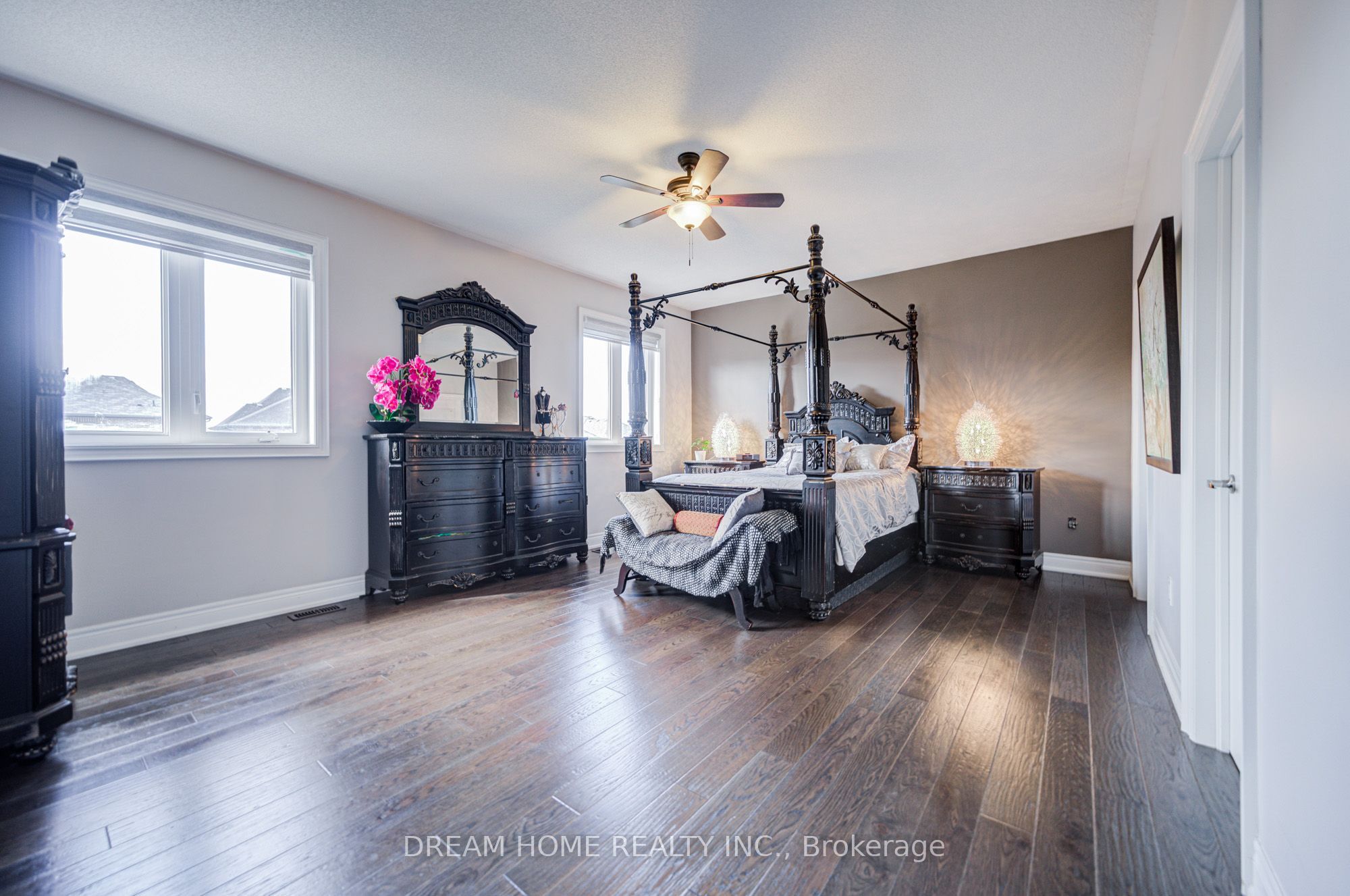 Listing 210460 Image