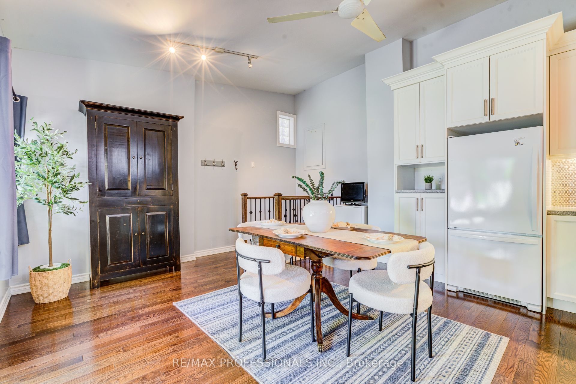 Listing 210328 Image