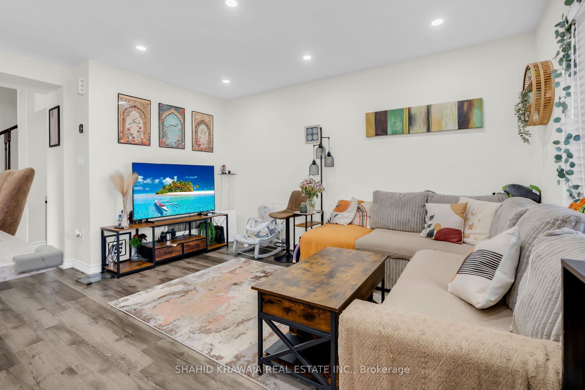 Listing 215877 Image