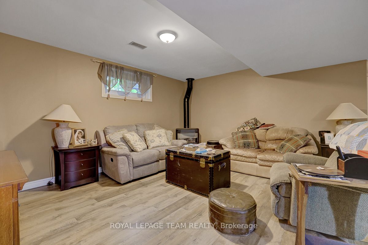 Listing 220049 Image