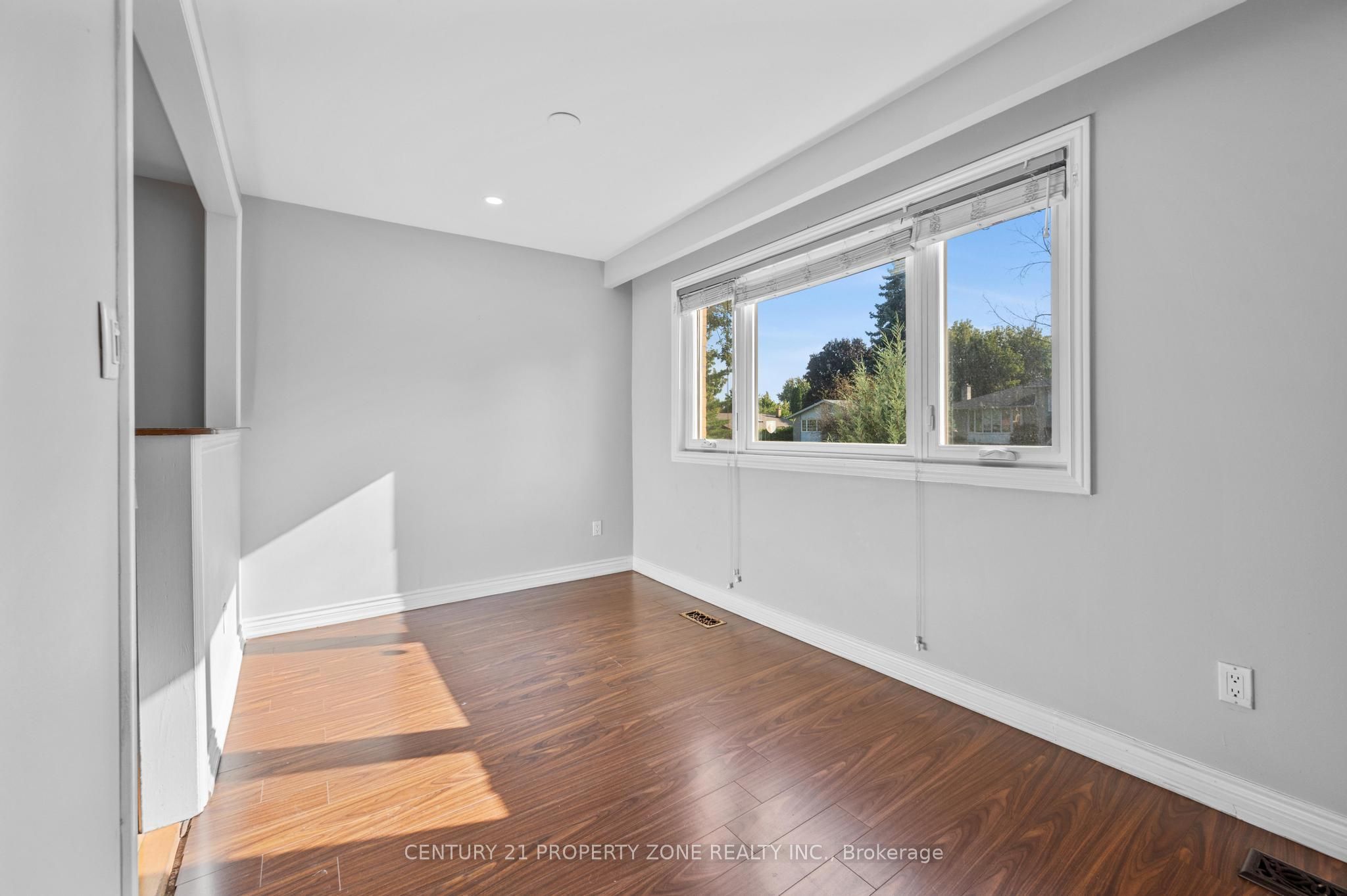 Listing 209877 Image