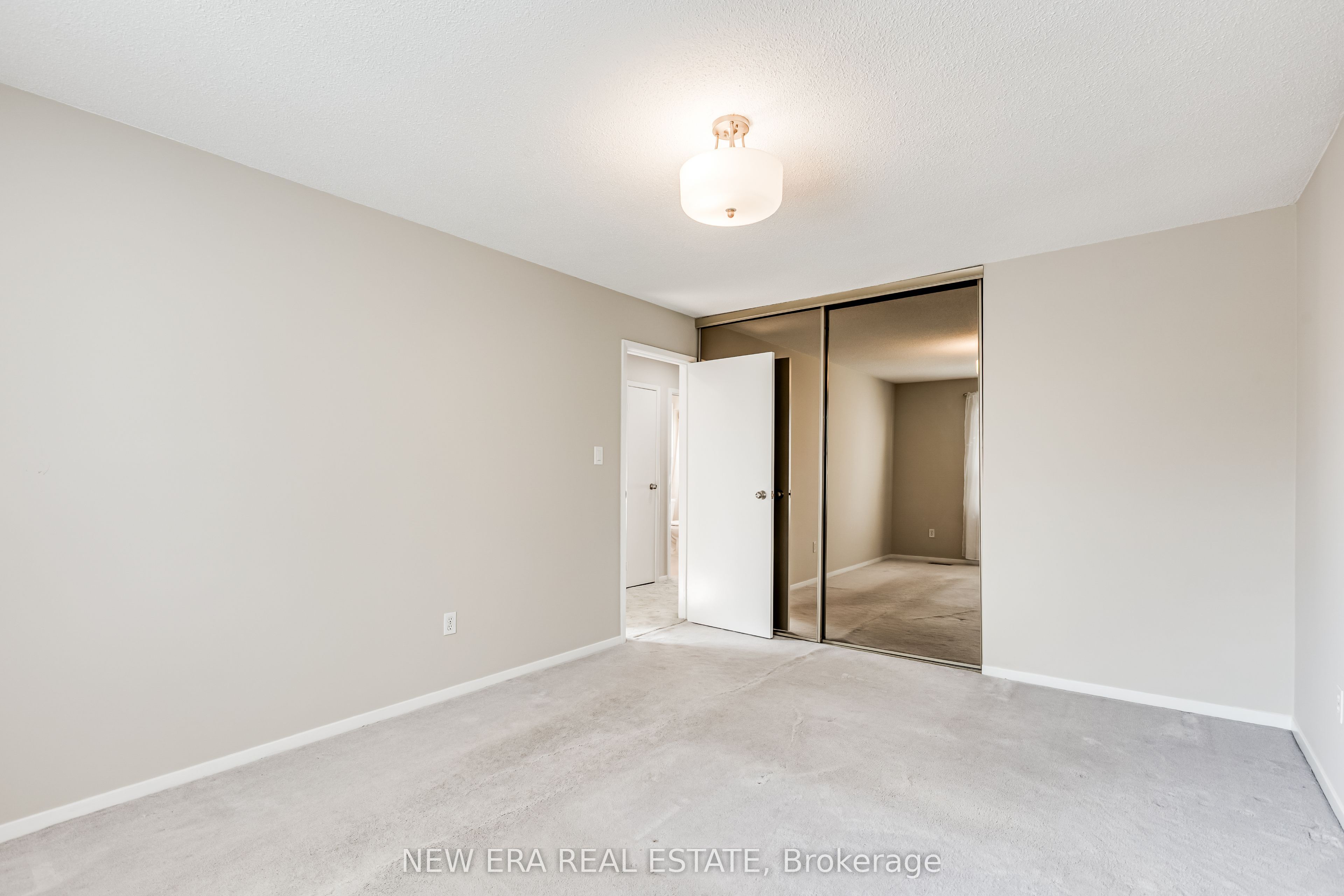 Listing 210137 Image
