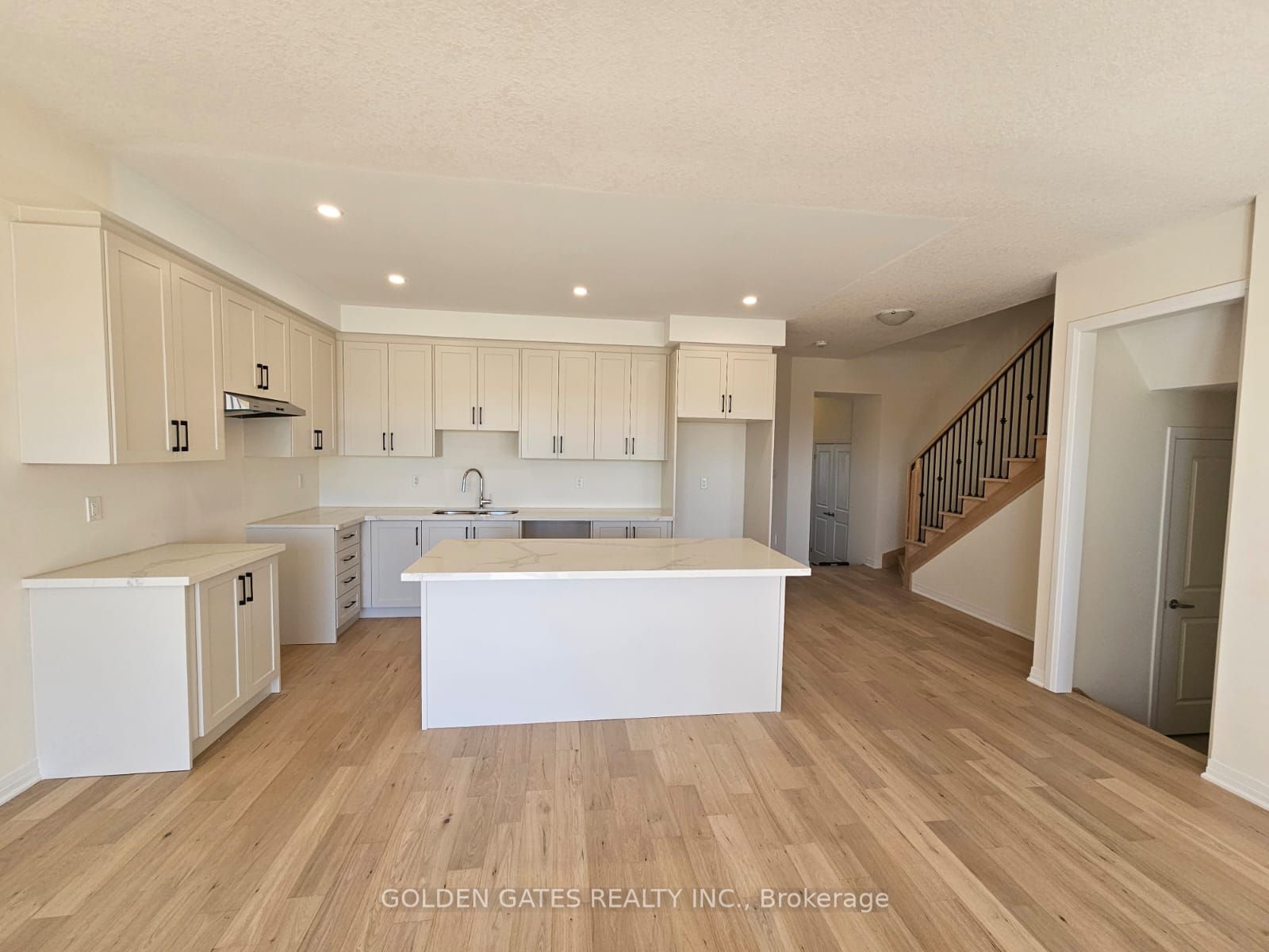 Listing 210221 Image