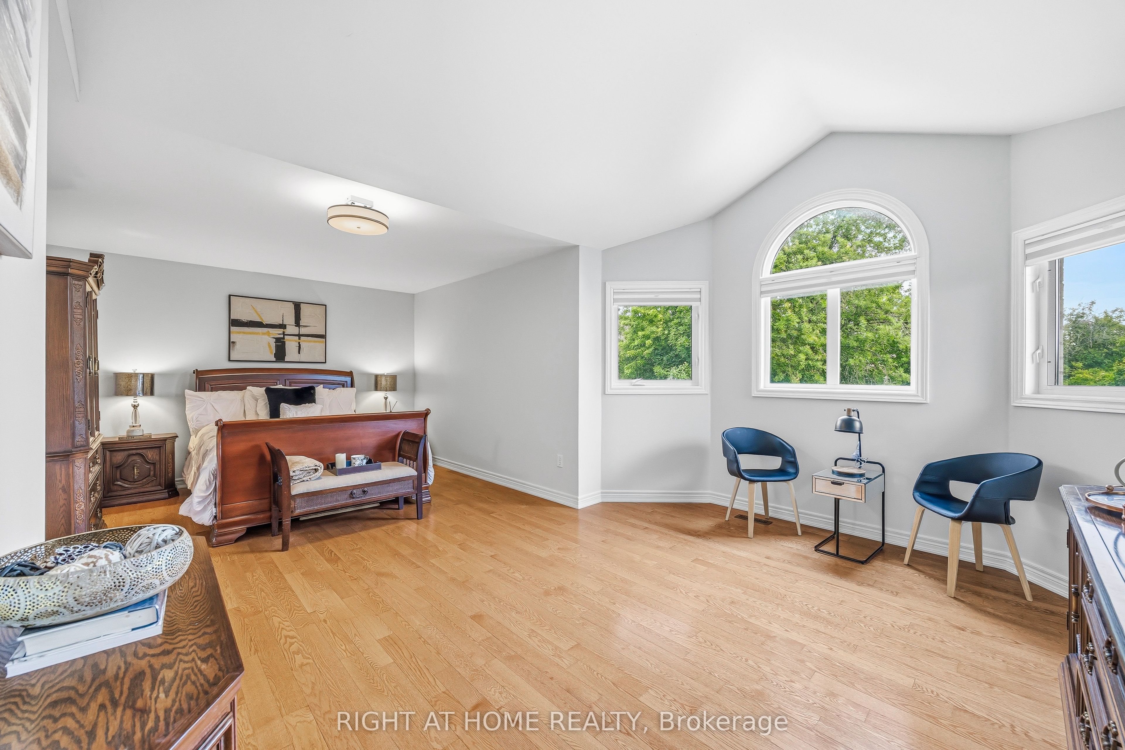 Listing 216013 Image