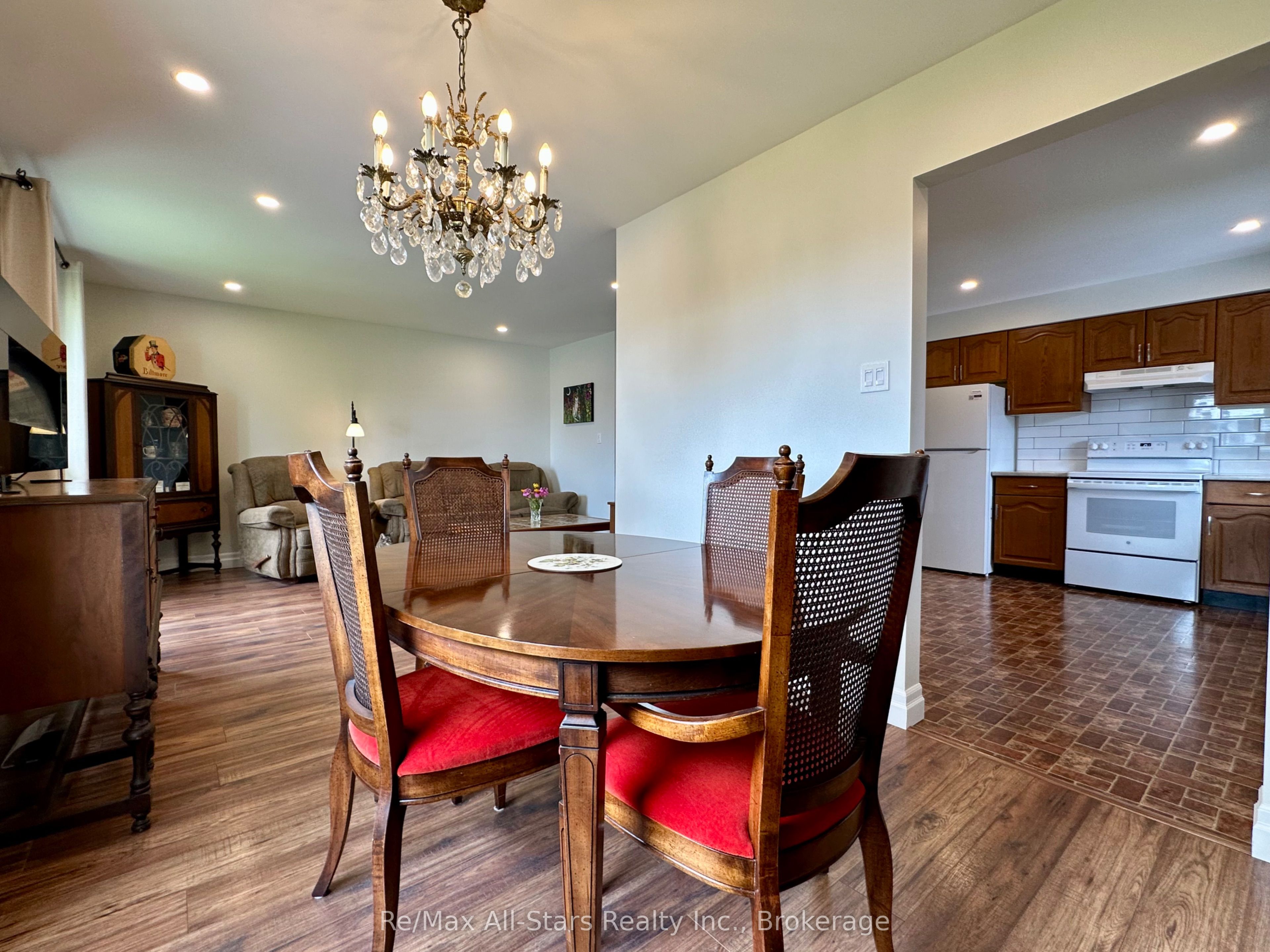 Listing 216683 Image