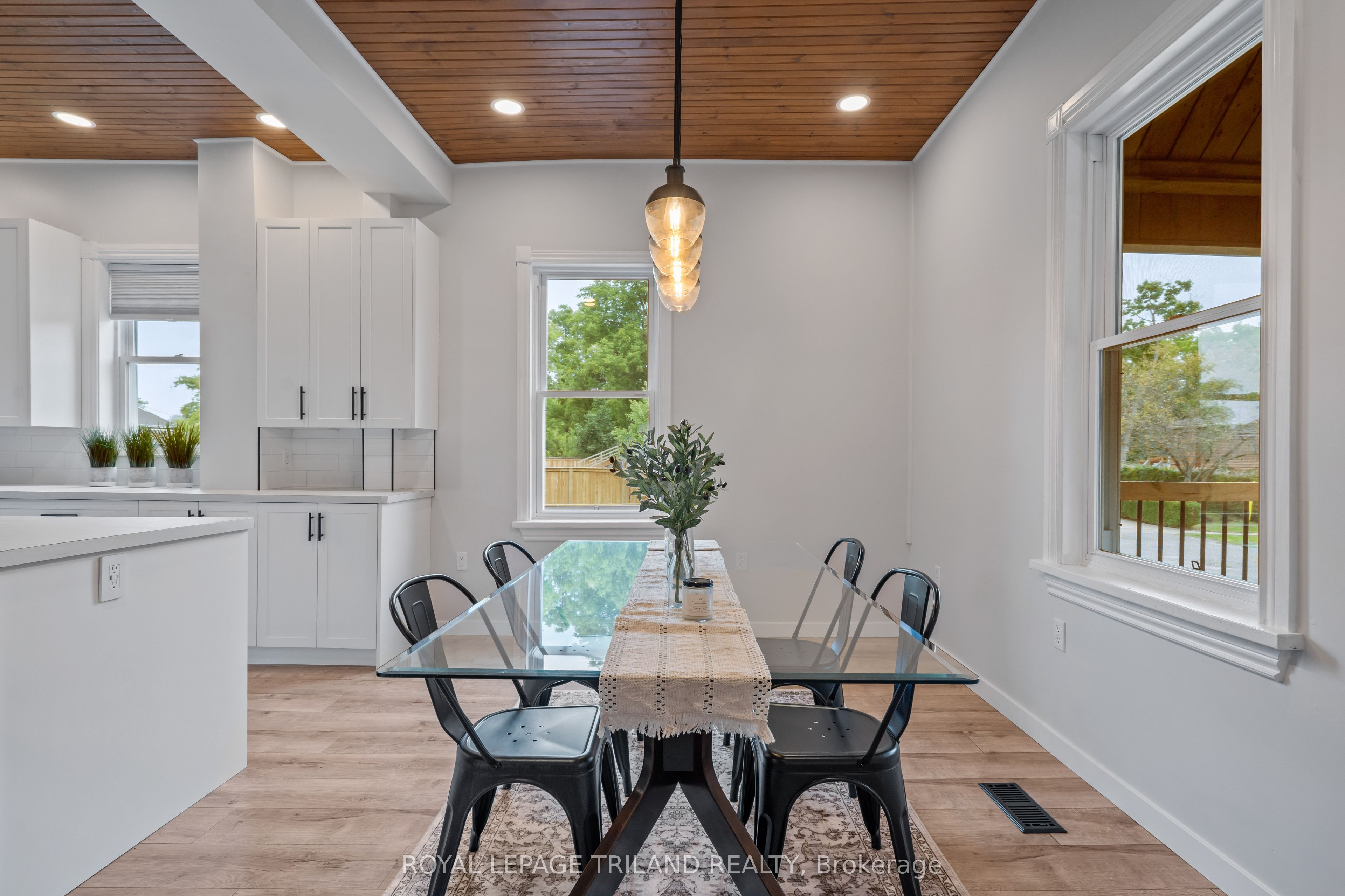 Listing 220532 Image